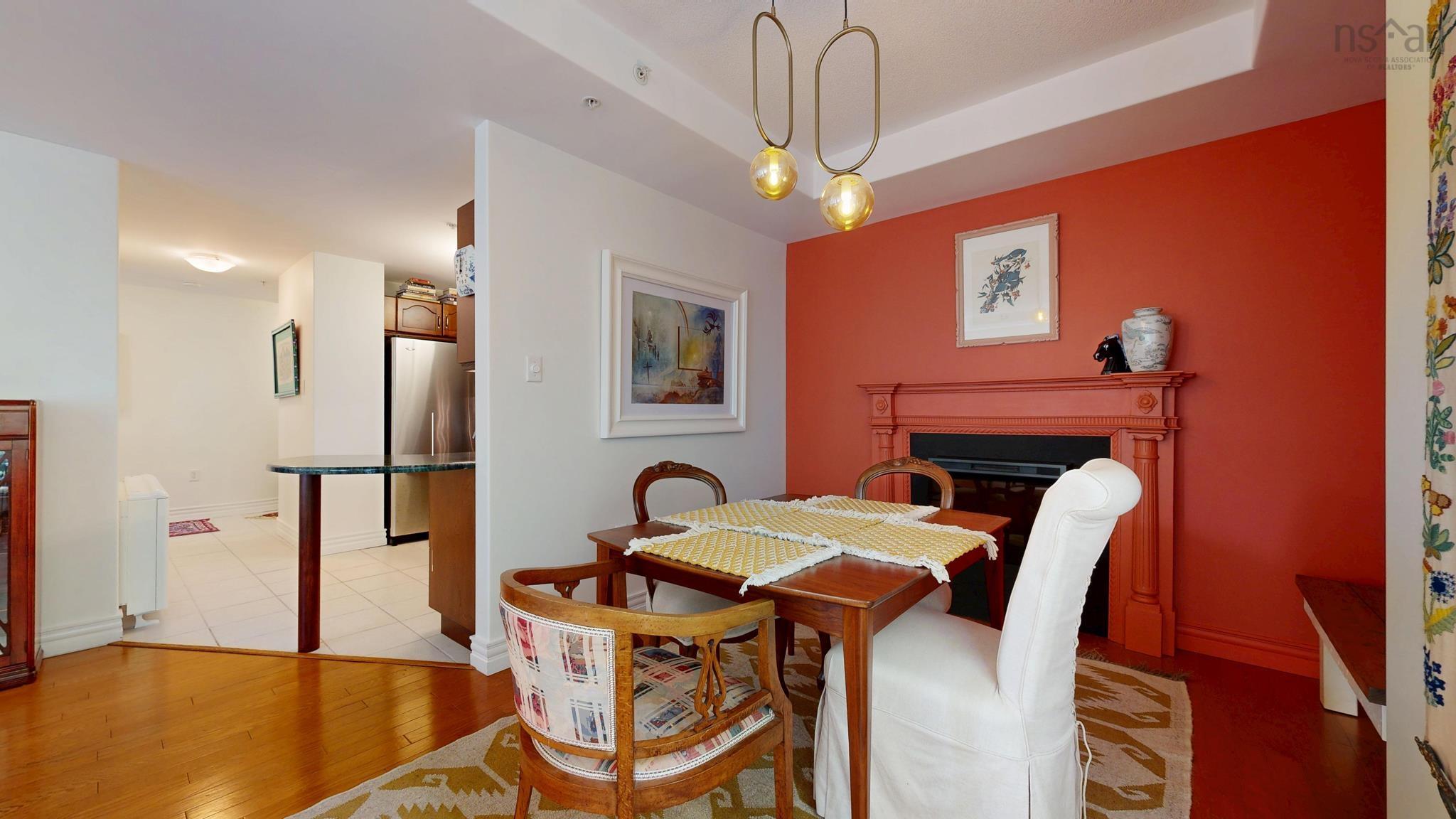 $474,900.00: 308 476 Main Street, Mahone Bay