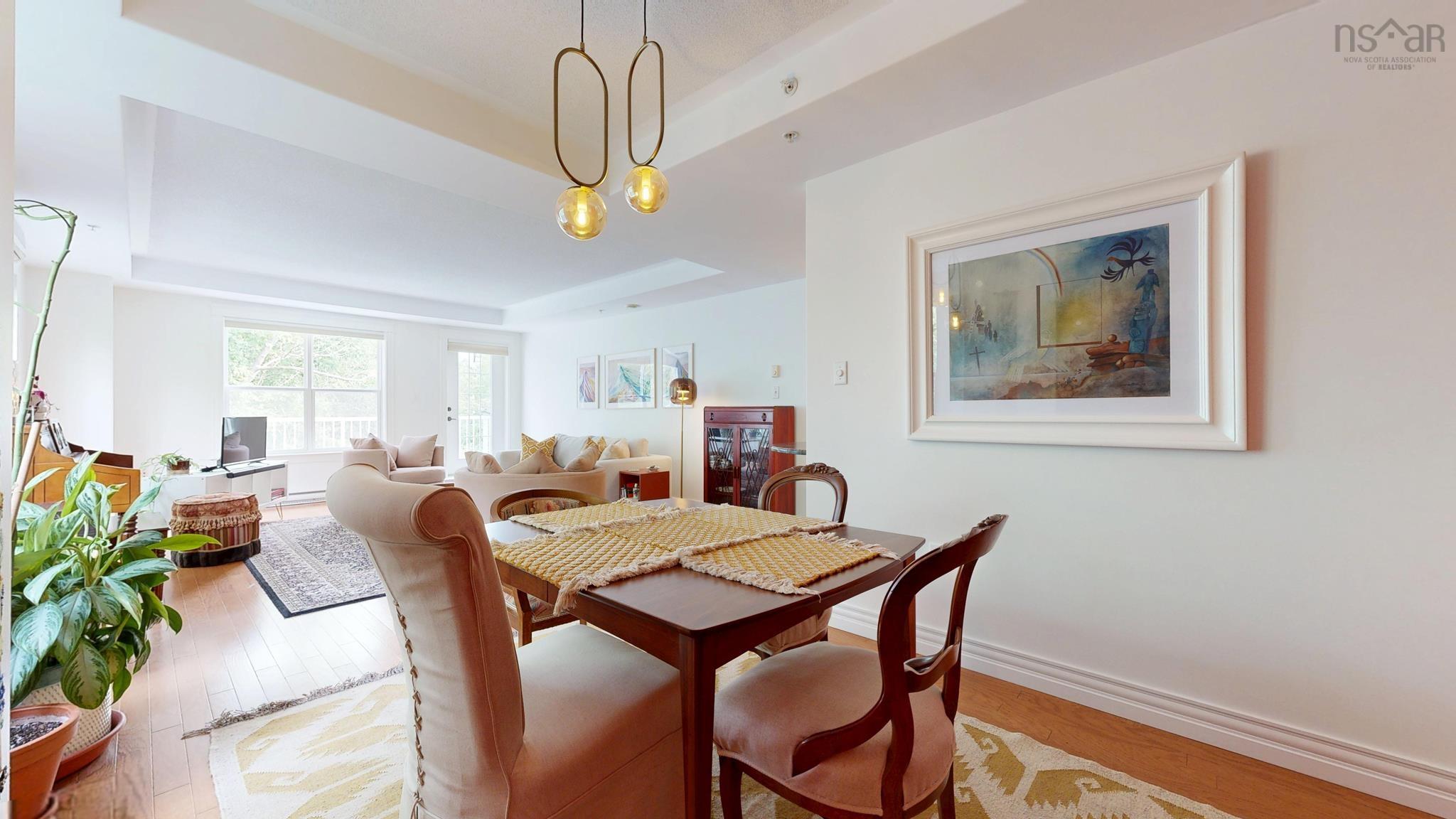 $474,900.00: 308 476 Main Street, Mahone Bay