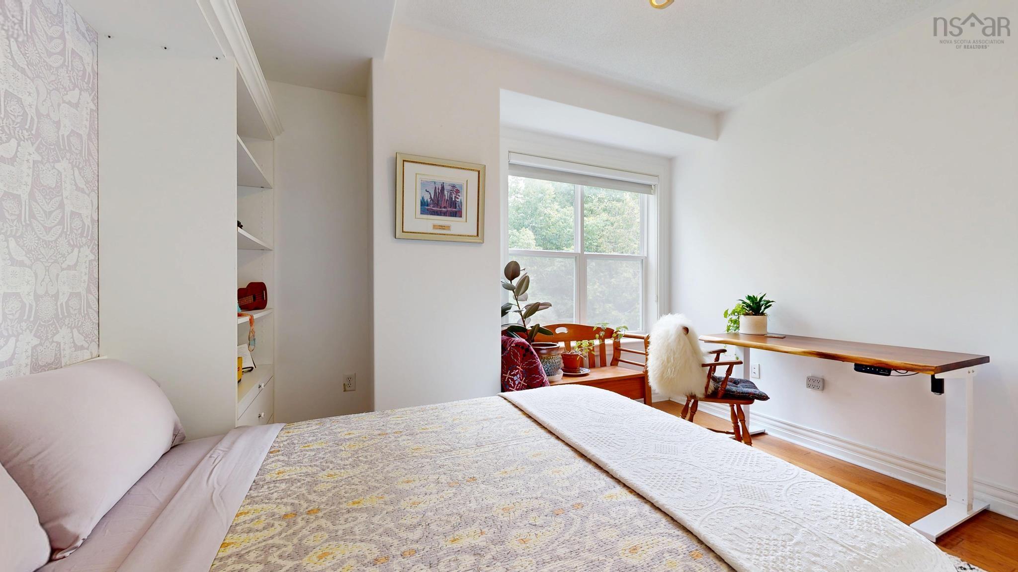 $474,900.00: 308 476 Main Street, Mahone Bay