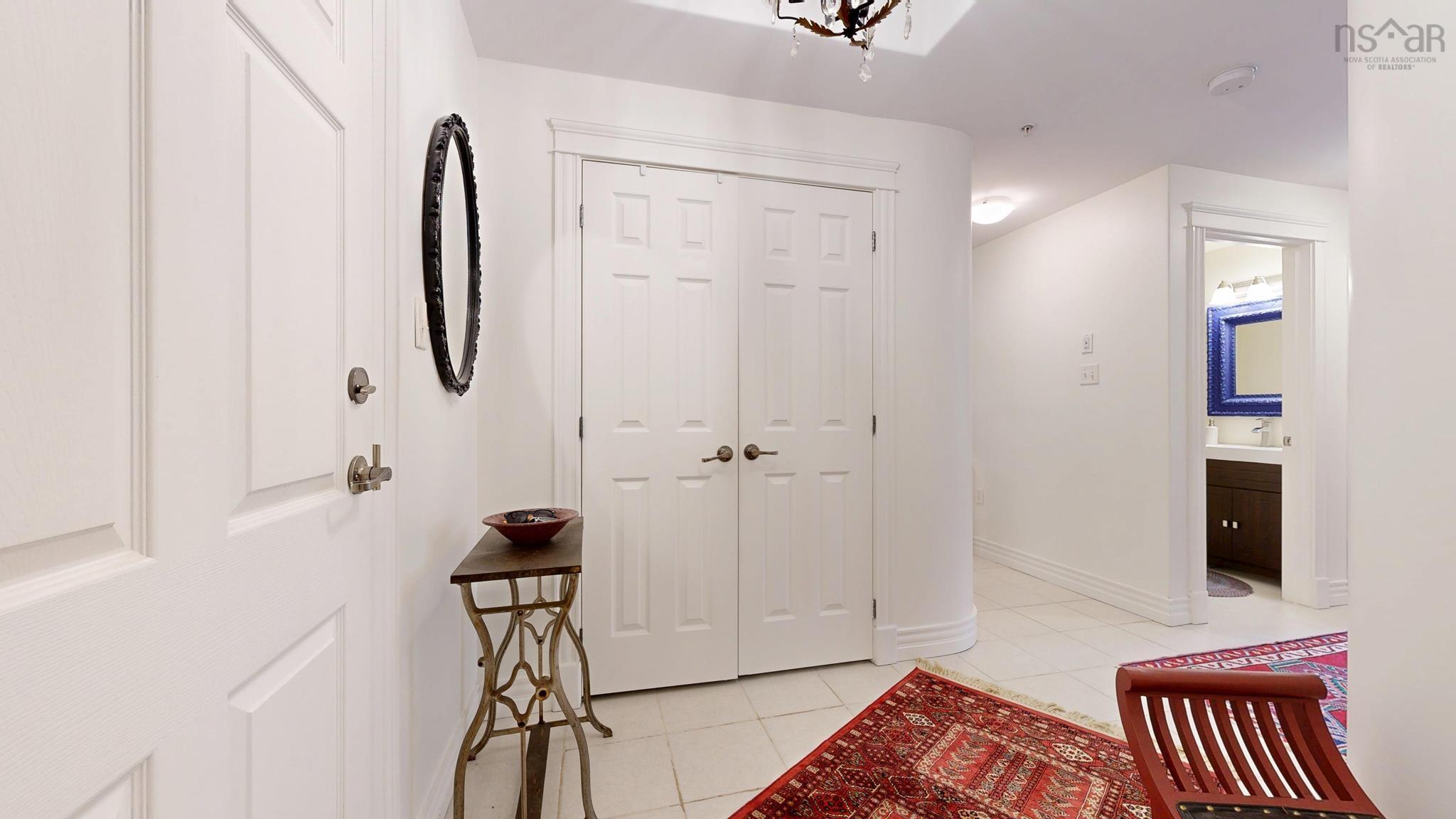 $474,900.00: 308 476 Main Street, Mahone Bay