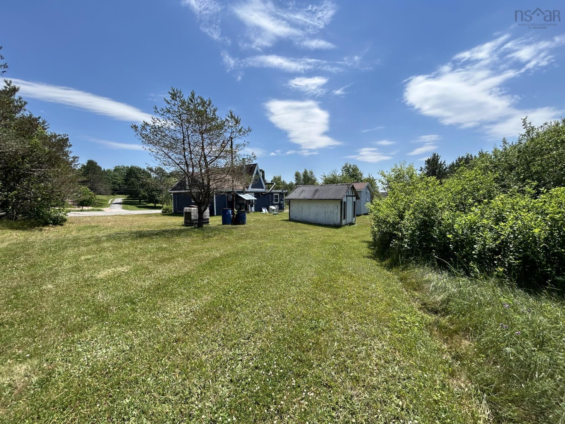 $250,000.00: 4491 12 Highway, New Ross