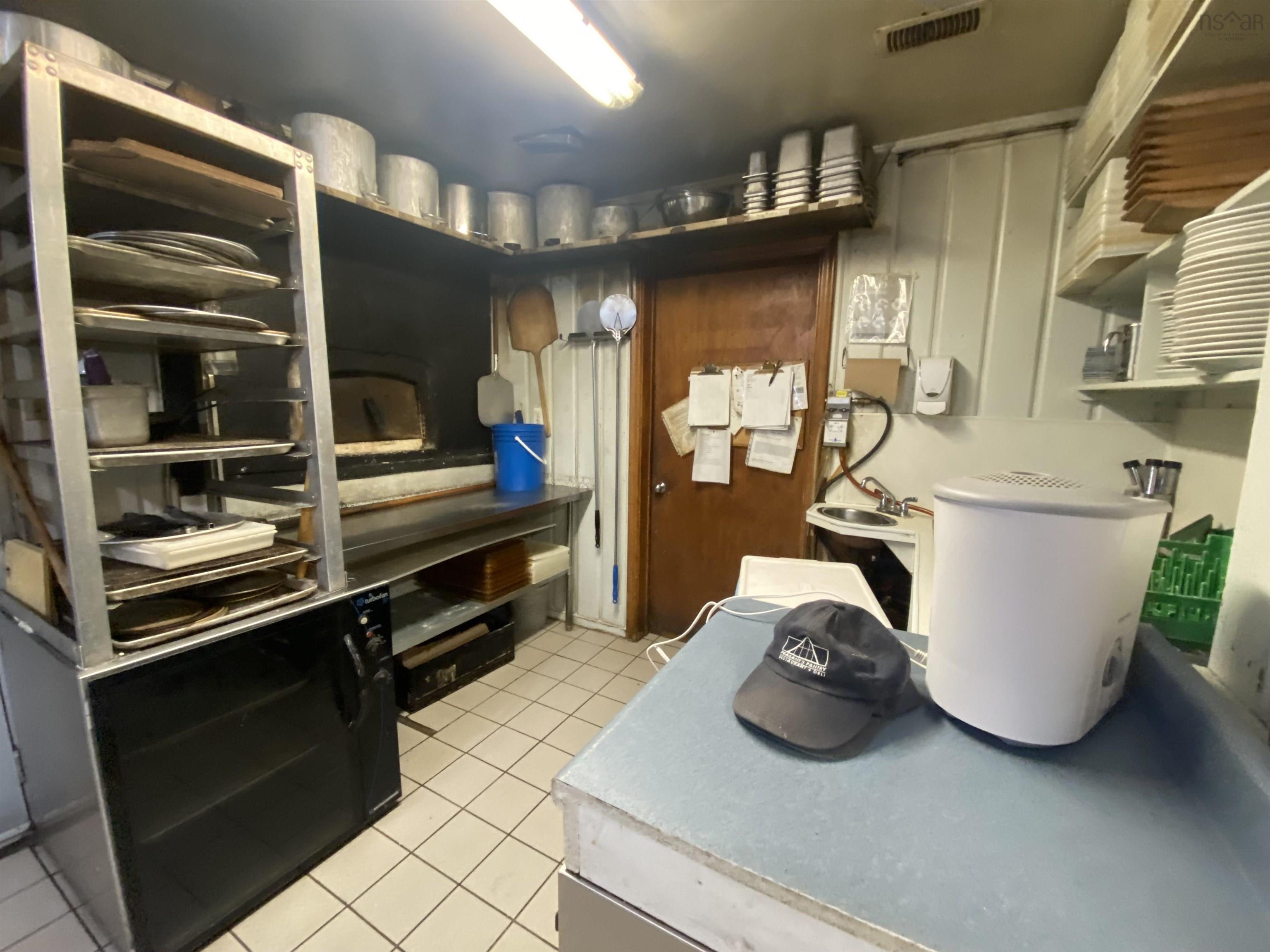 $250,000.00: 4491 12 Highway, New Ross