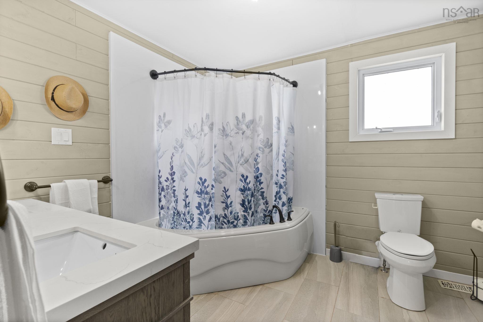 1870 Crowell Road, East Lawrencetown, NS (MLS 202519941)