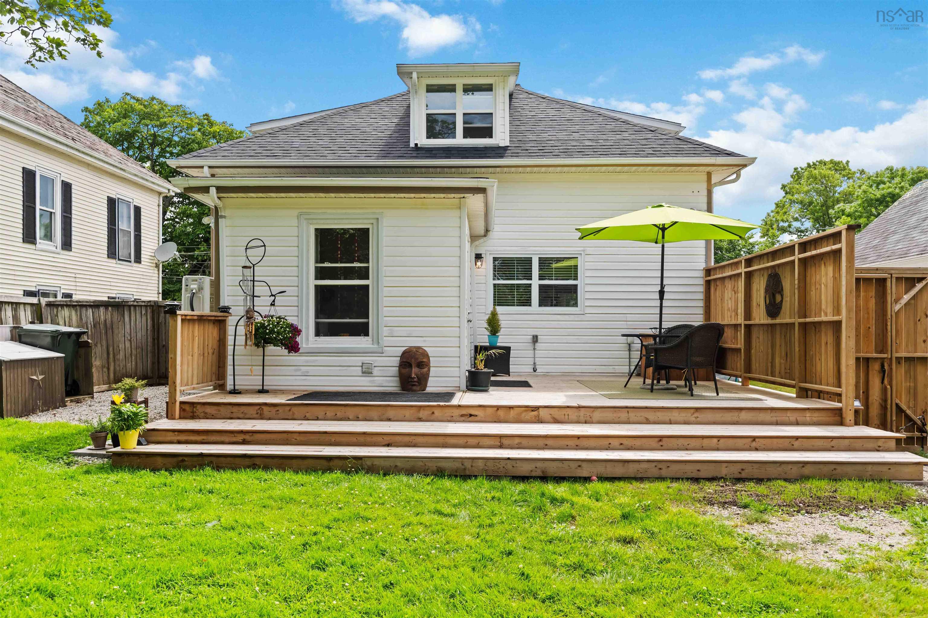 $385,000.00: 14 Ryerson Court, Yarmouth