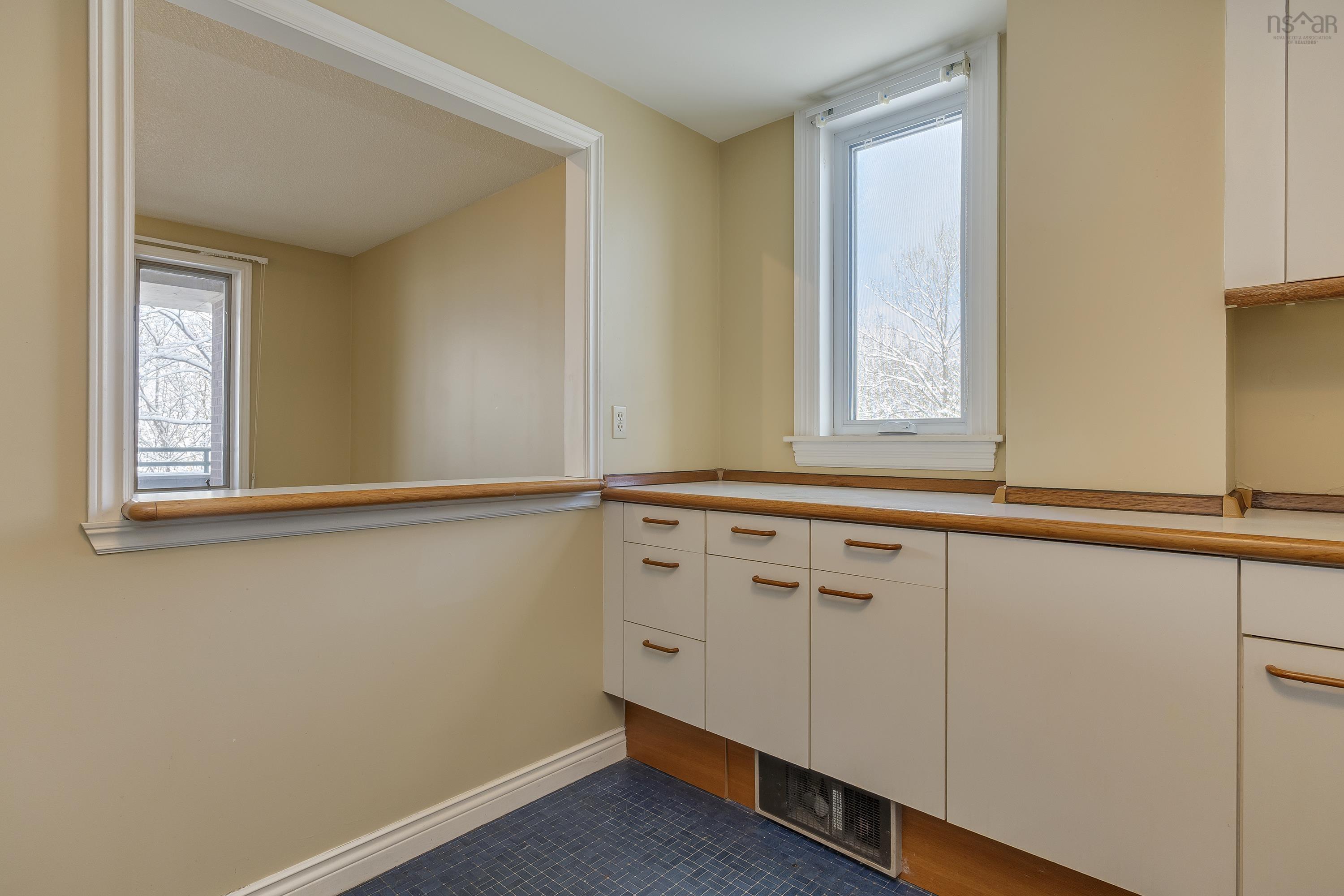 110 1350 Oxford Street, Halifax, NS (MLS 202519954)