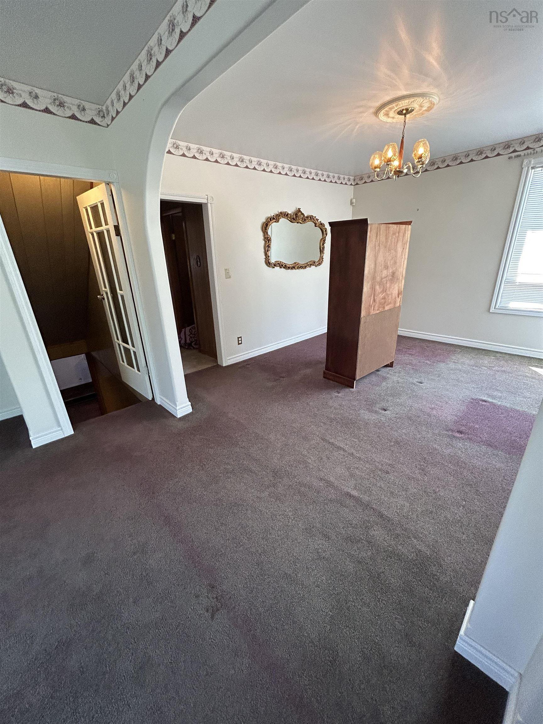 $184,900.00: 14 Cottage Street, Dominion