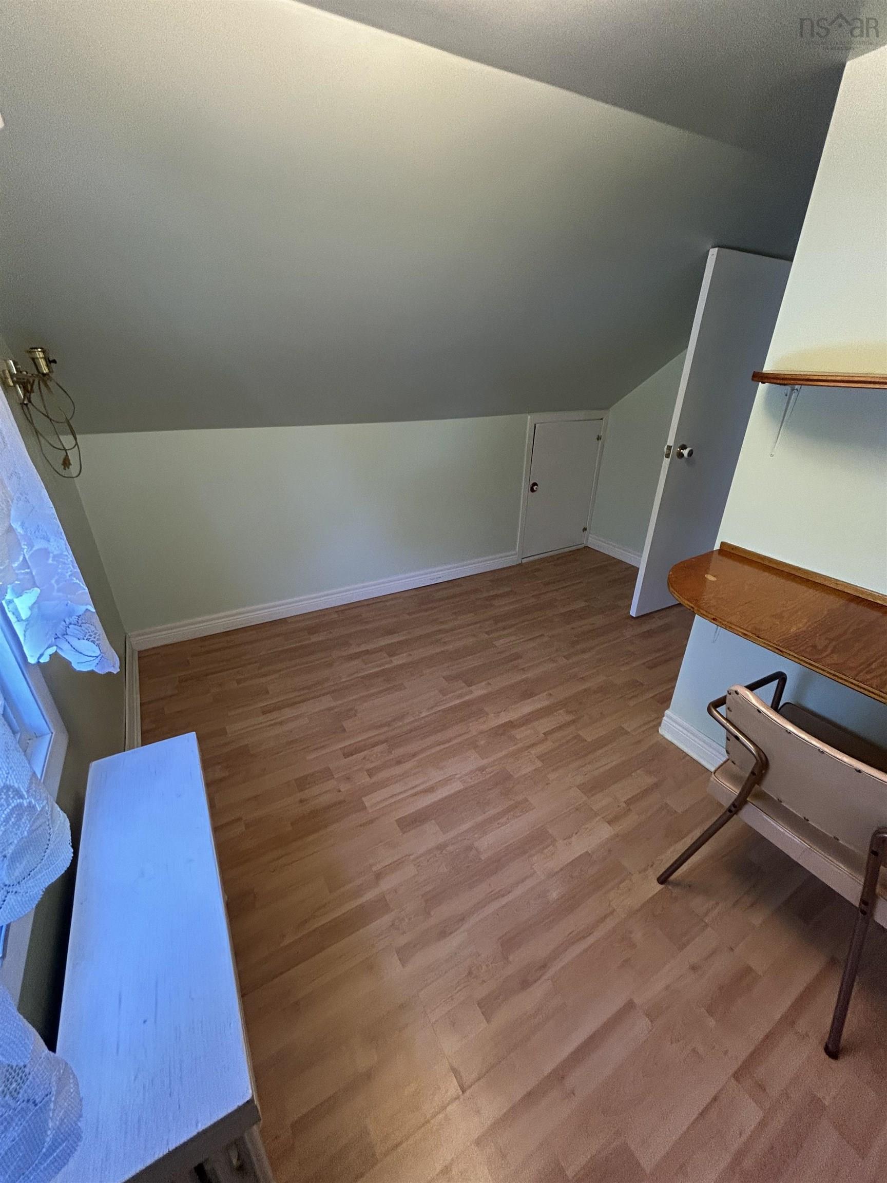 $184,900.00: 14 Cottage Street, Dominion