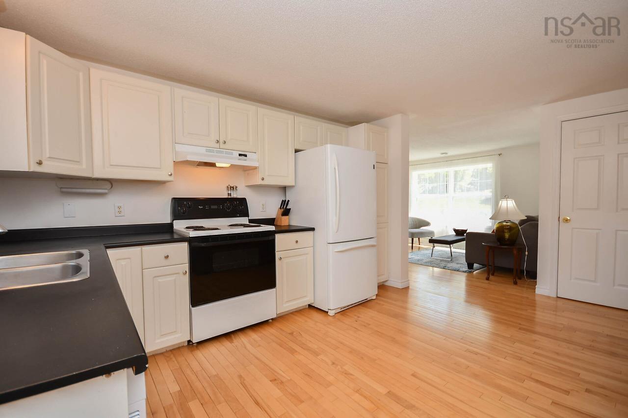 $574,900.00: 91 Douglas Crescent, Halifax