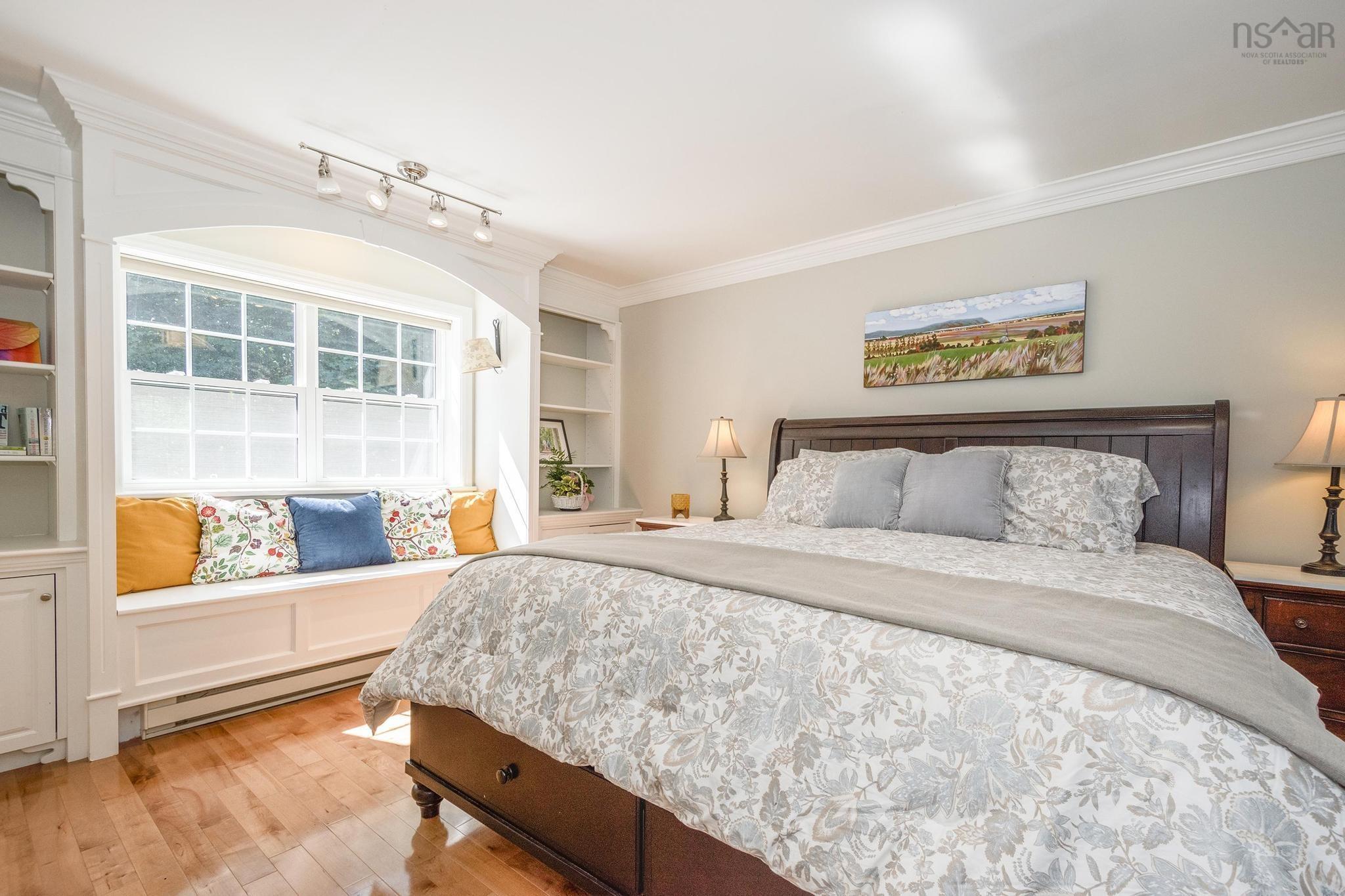 $599,900.00: 481 Falmouth Dyke Road, Falmouth