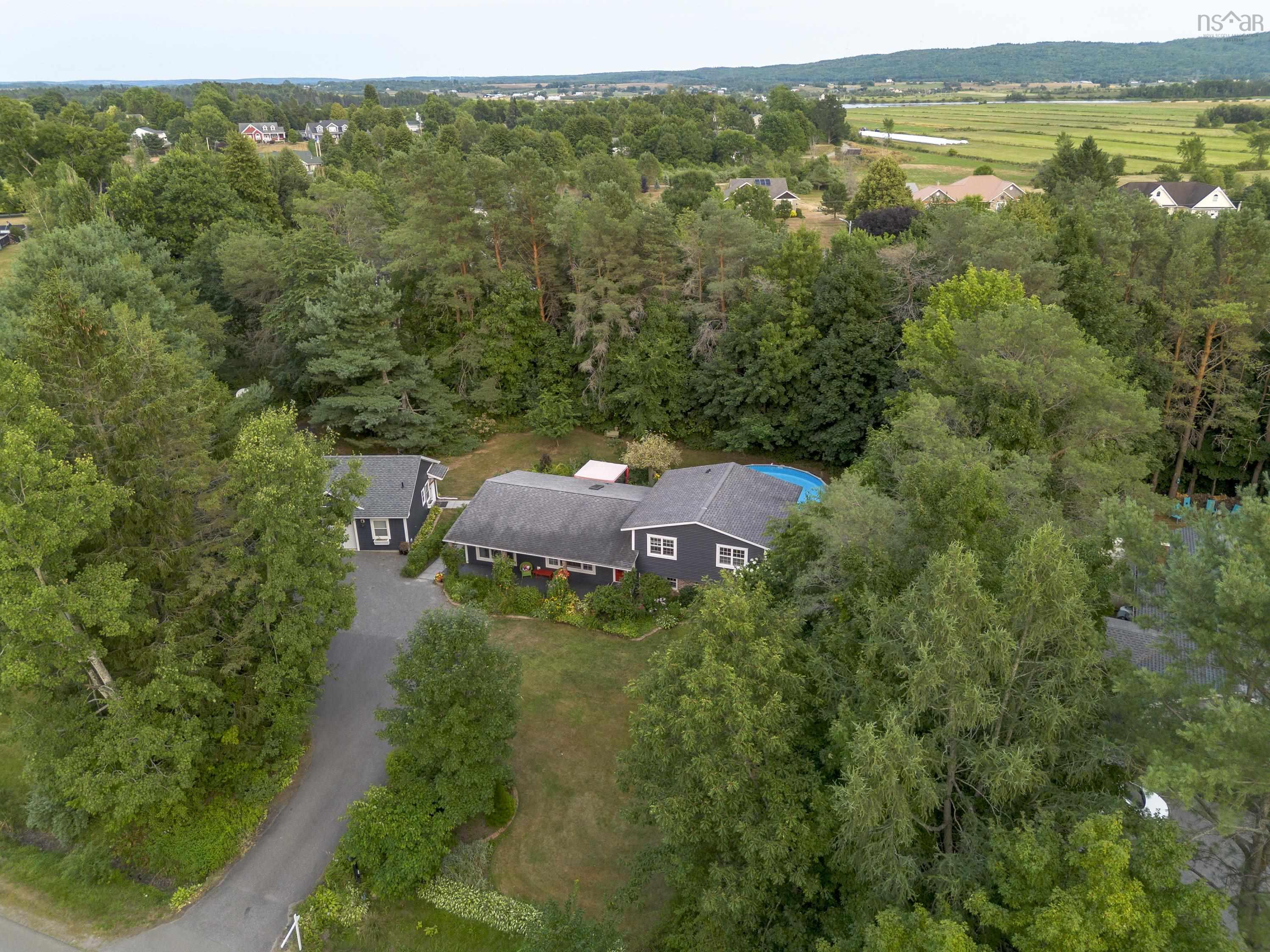 $599,900.00: 481 Falmouth Dyke Road, Falmouth