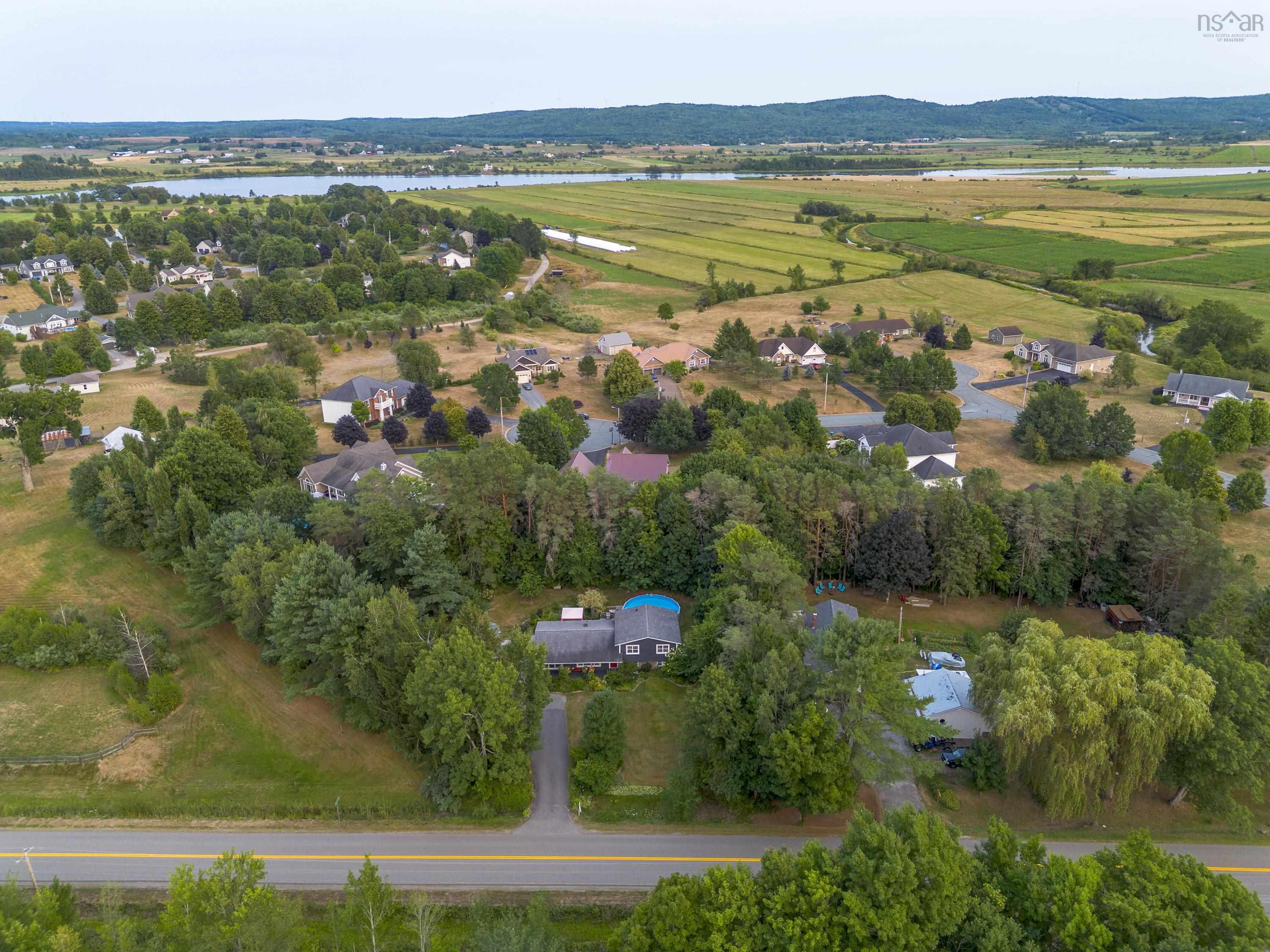 $599,900.00: 481 Falmouth Dyke Road, Falmouth