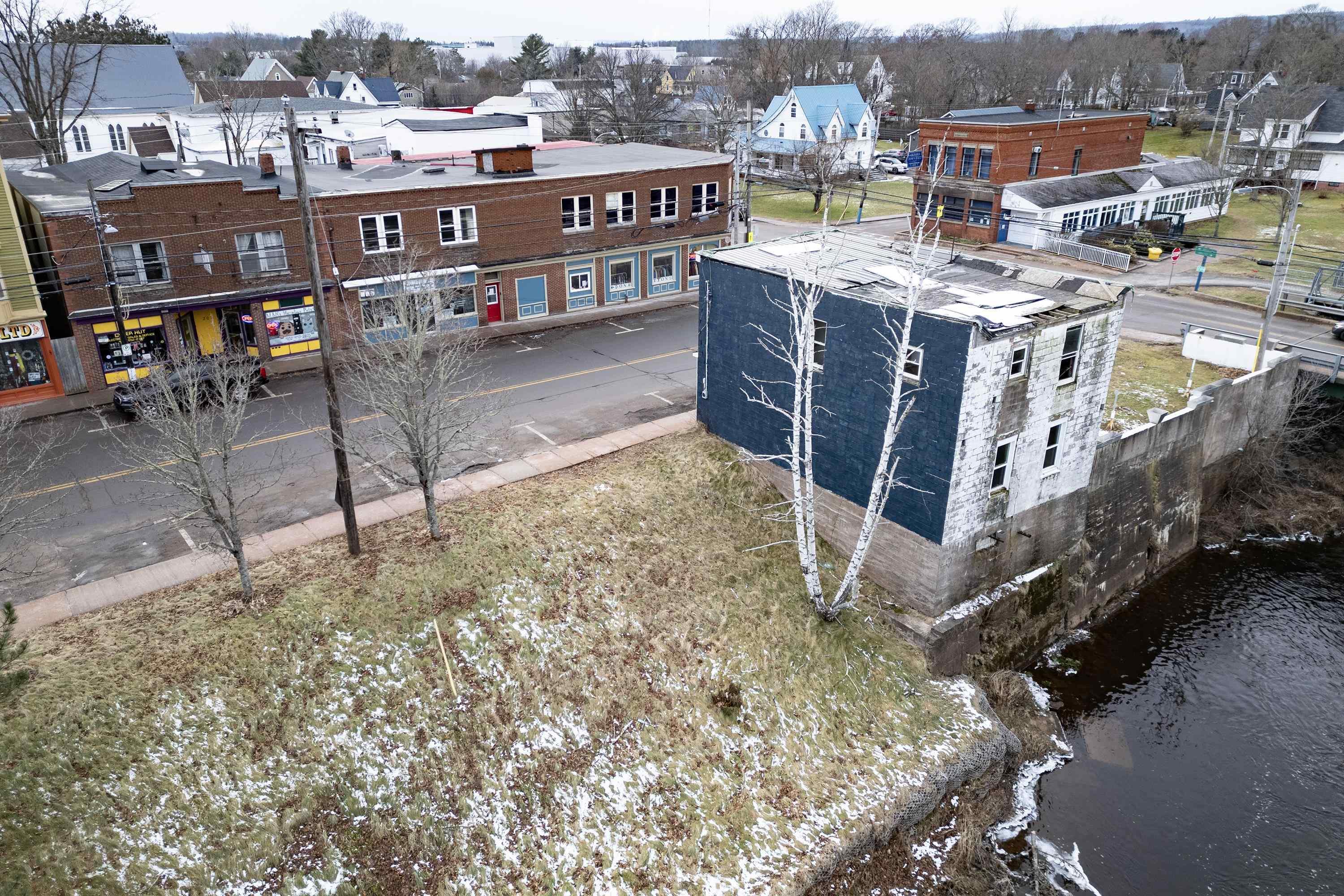 $39,900.00: 9 Water Street, Oxford