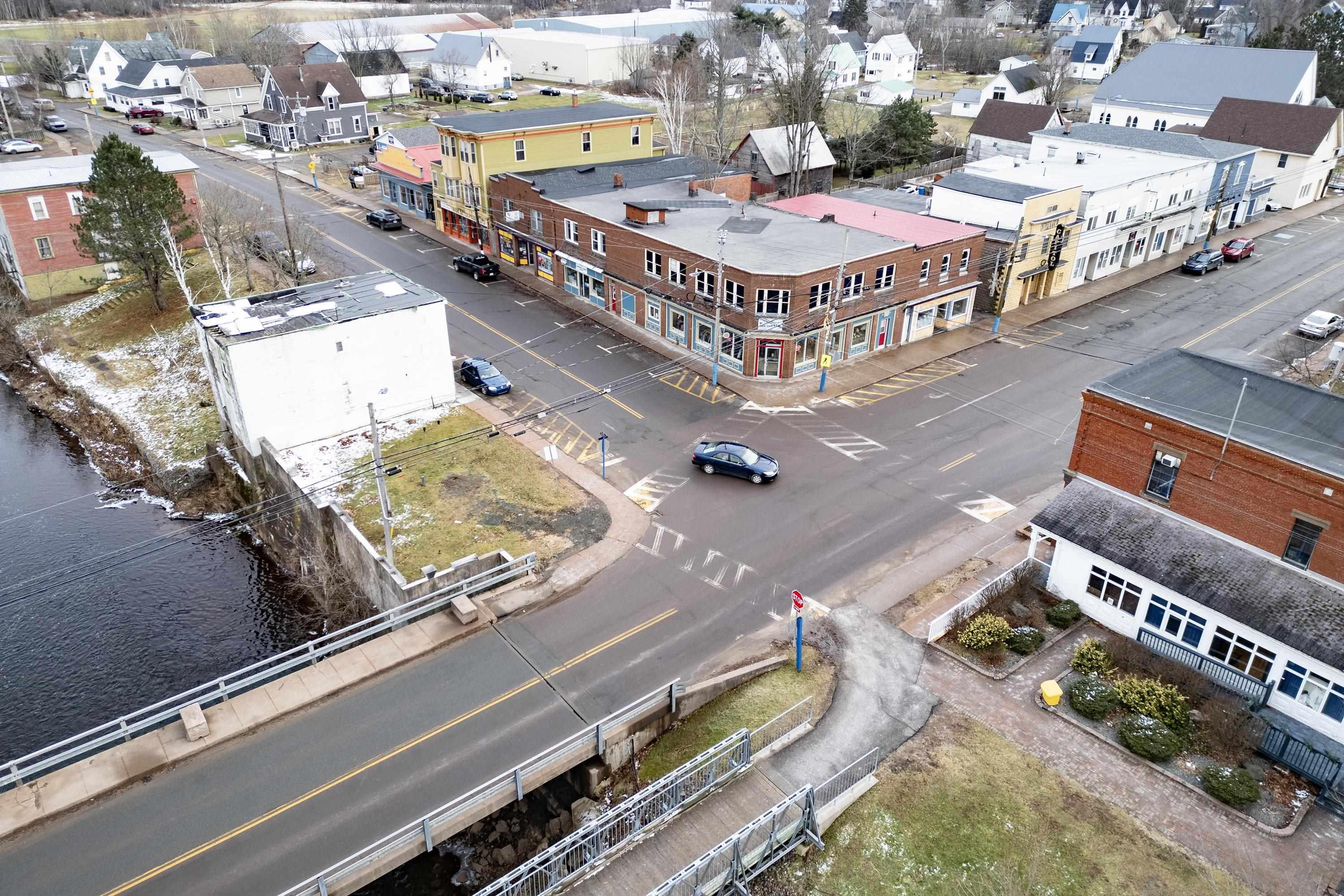 $39,900.00: 9 Water Street, Oxford