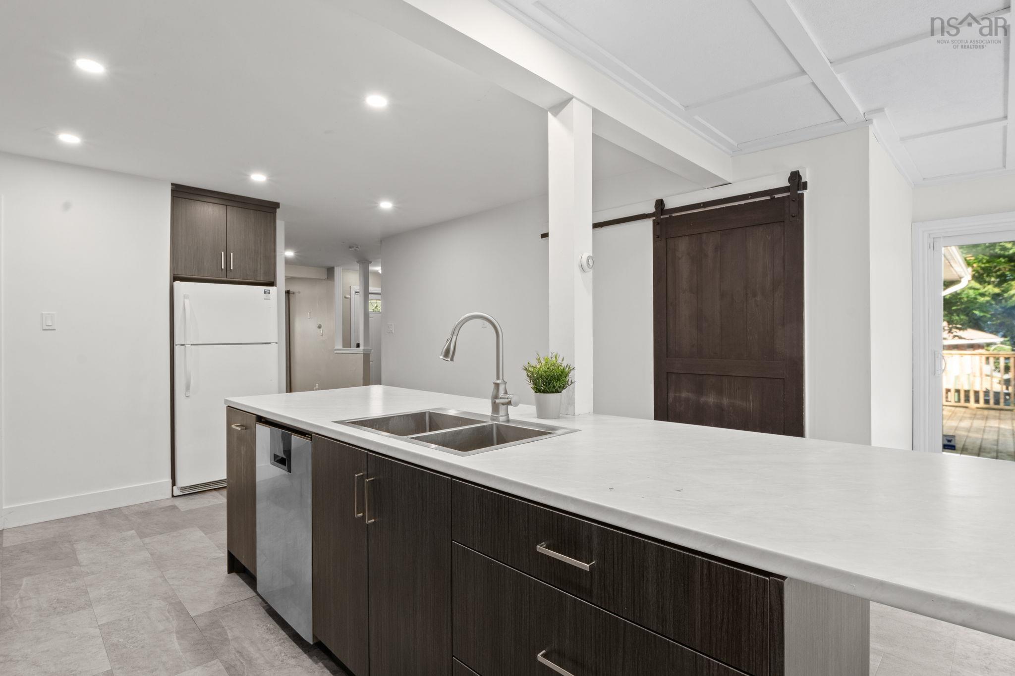 $619,900.00: 6 Laurentide Drive, Halifax