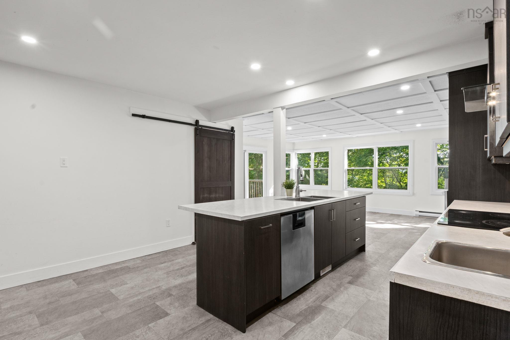 $619,900.00: 6 Laurentide Drive, Halifax