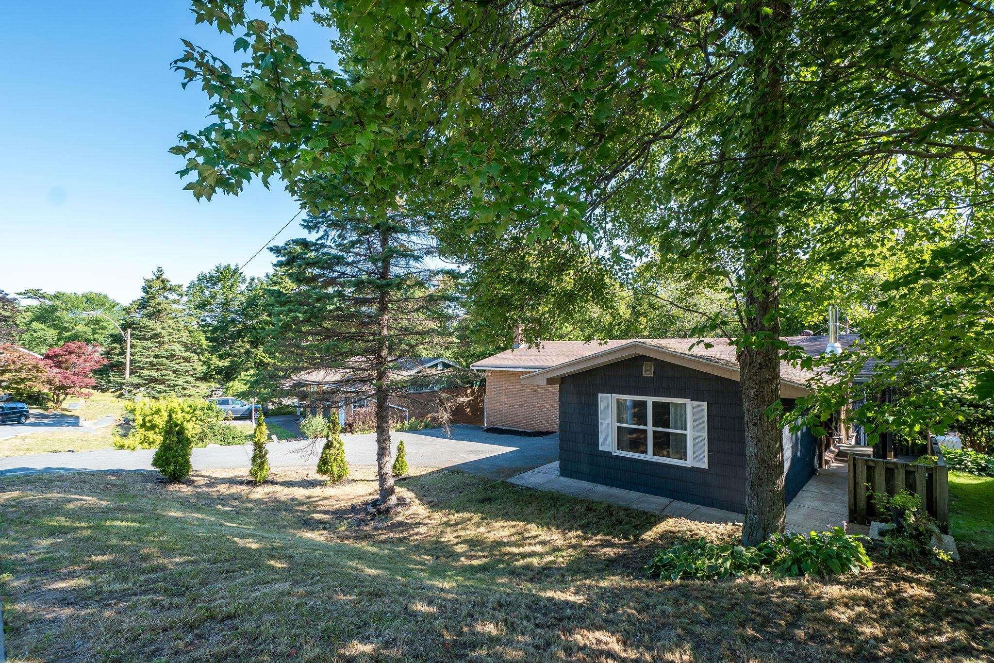 $619,900.00: 6 Laurentide Drive, Halifax