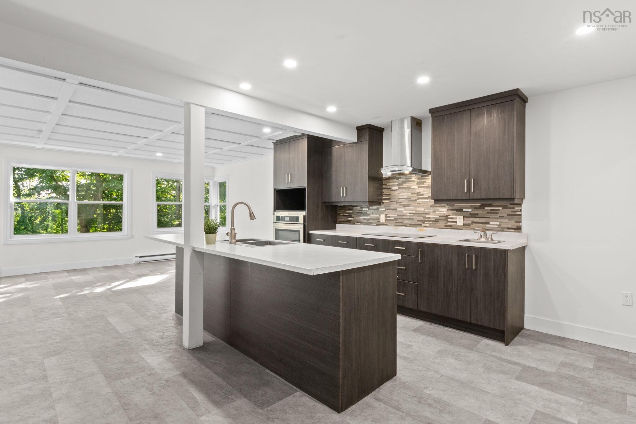 $619,900.00: 6 Laurentide Drive, Halifax