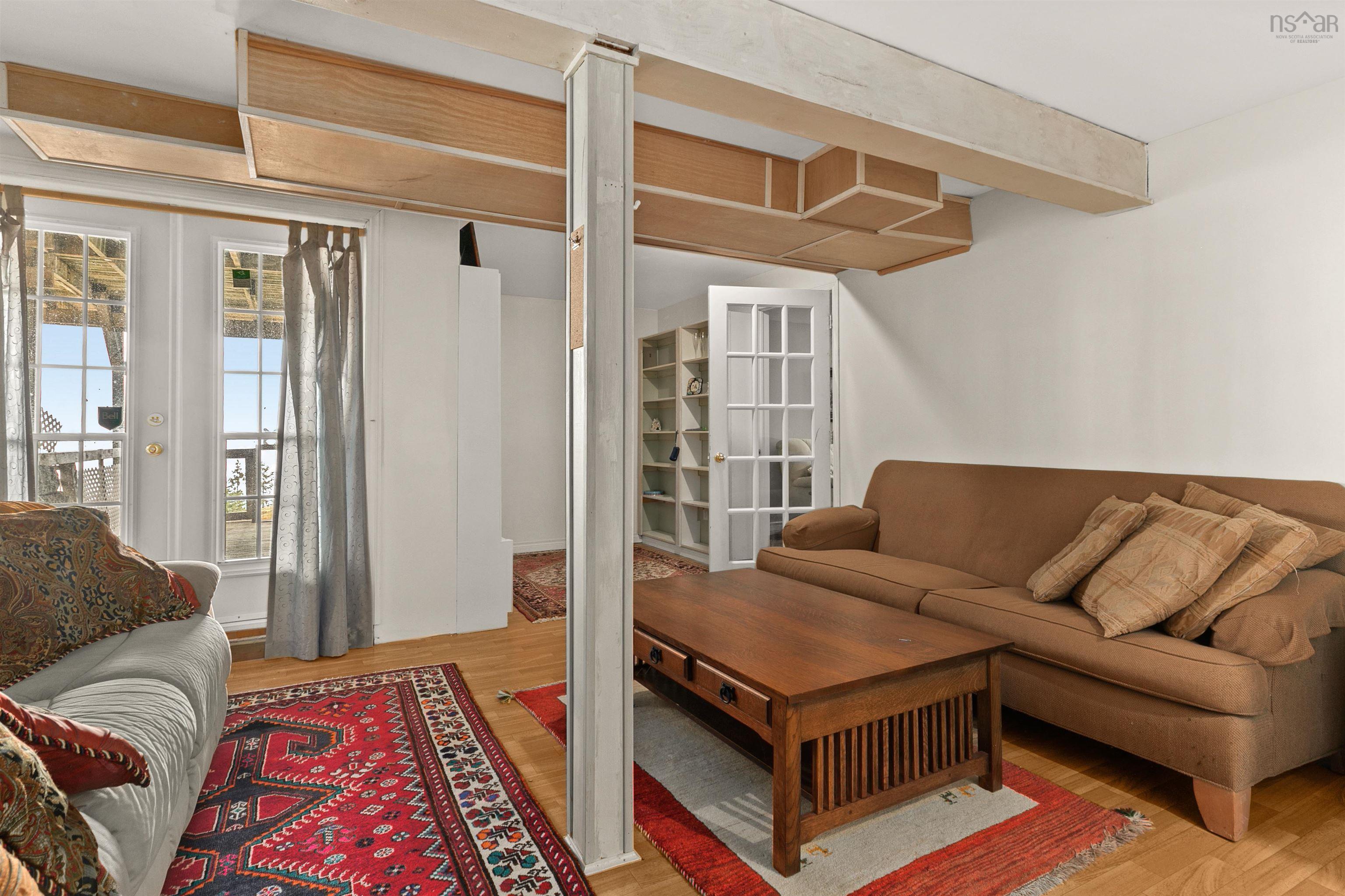 $999,000.00: 45 Southwest Cove Road, Northwest Cove