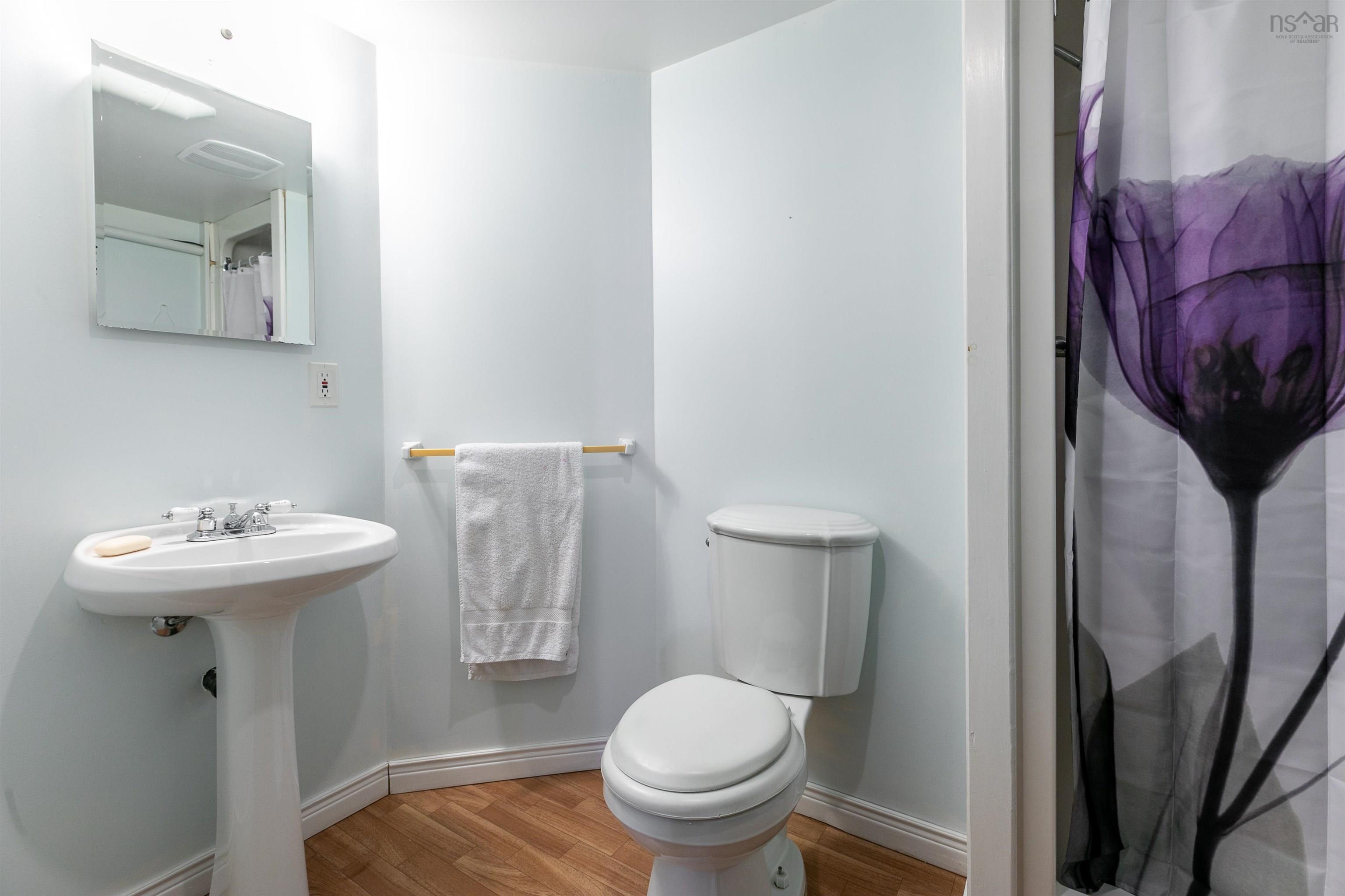 $999,000.00: 45 Southwest Cove Road, Northwest Cove