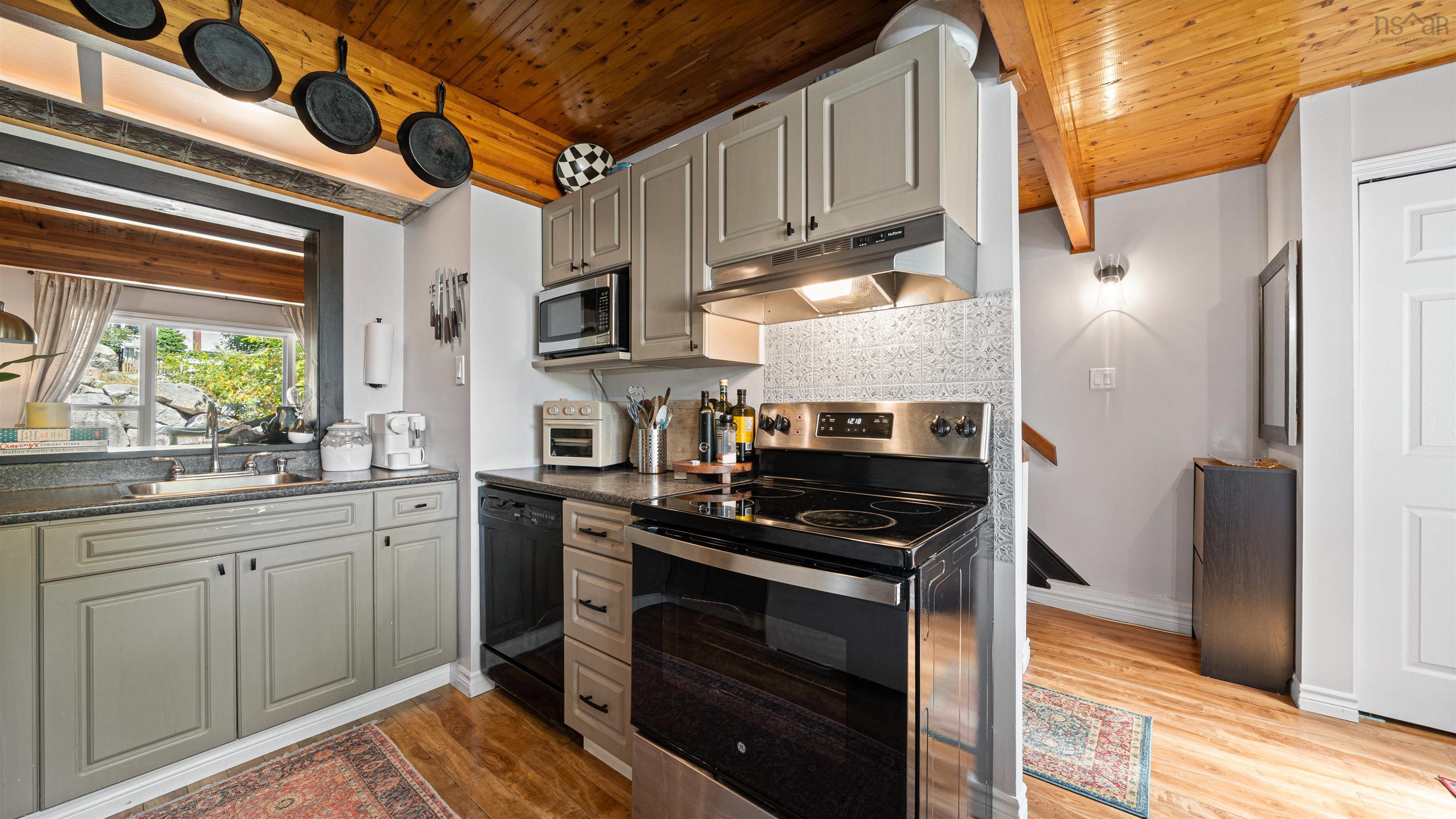 $364,900.00: 206 Ridge Valley Road, Halifax