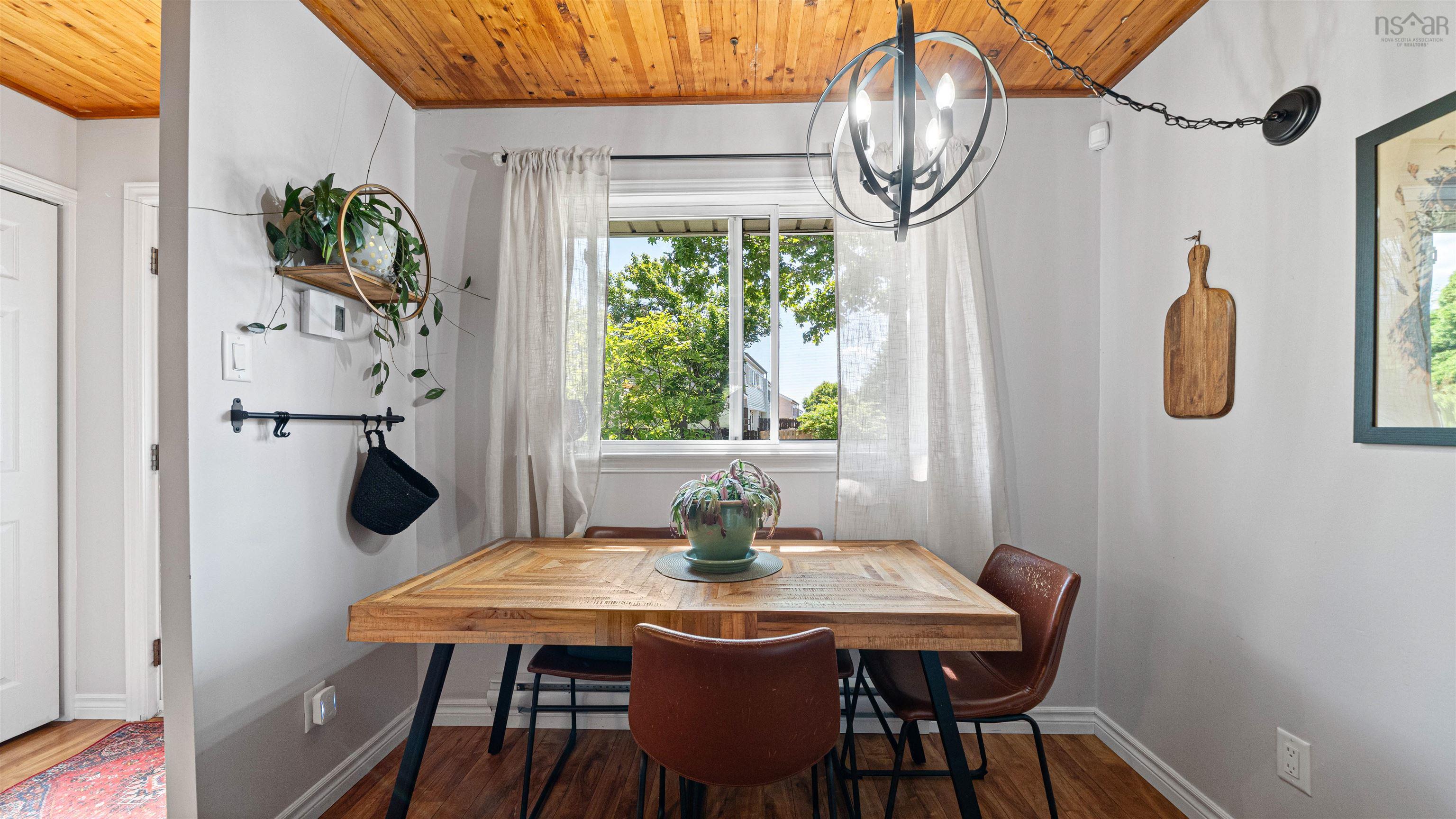 $364,900.00: 206 Ridge Valley Road, Halifax