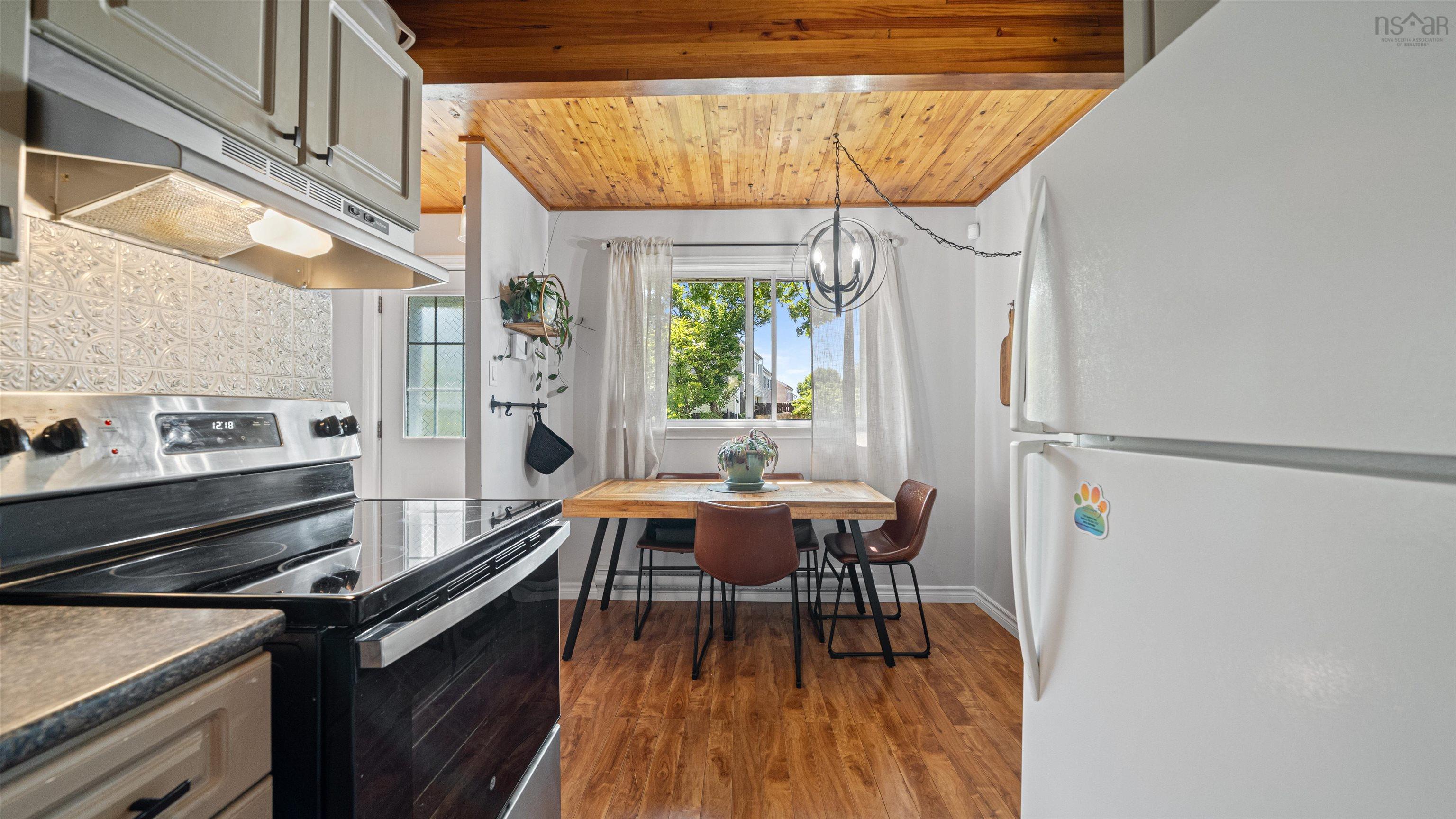 $364,900.00: 206 Ridge Valley Road, Halifax