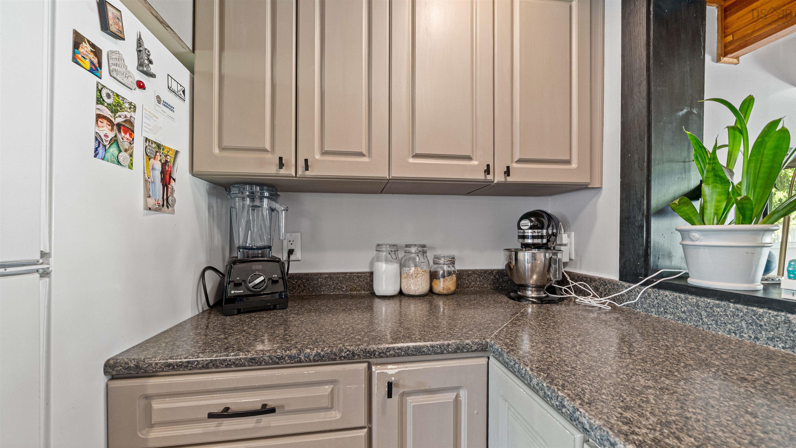 $364,900.00: 206 Ridge Valley Road, Halifax