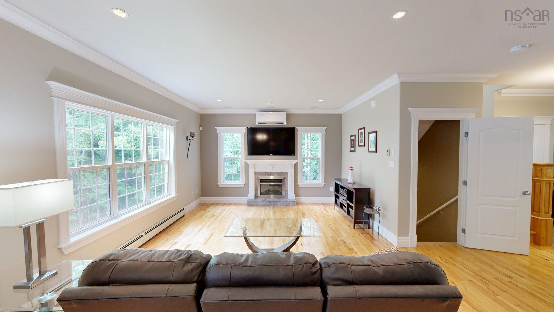 $974,900.00: 1387 Elise Victoria Drive, Windsor Junction