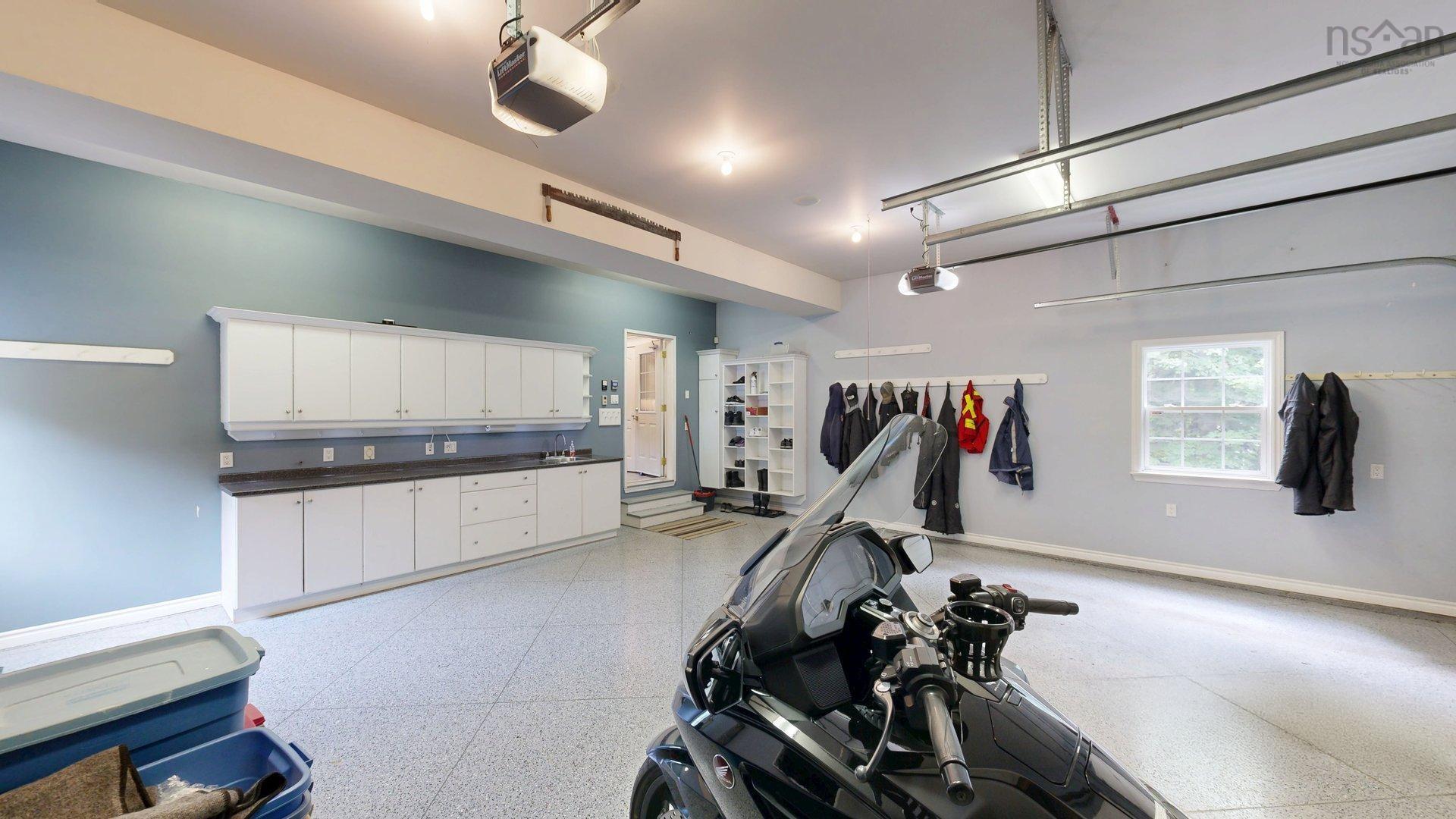 $974,900.00: 1387 Elise Victoria Drive, Windsor Junction