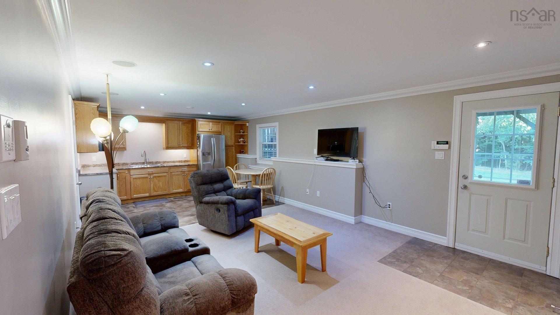 $974,900.00: 1387 Elise Victoria Drive, Windsor Junction