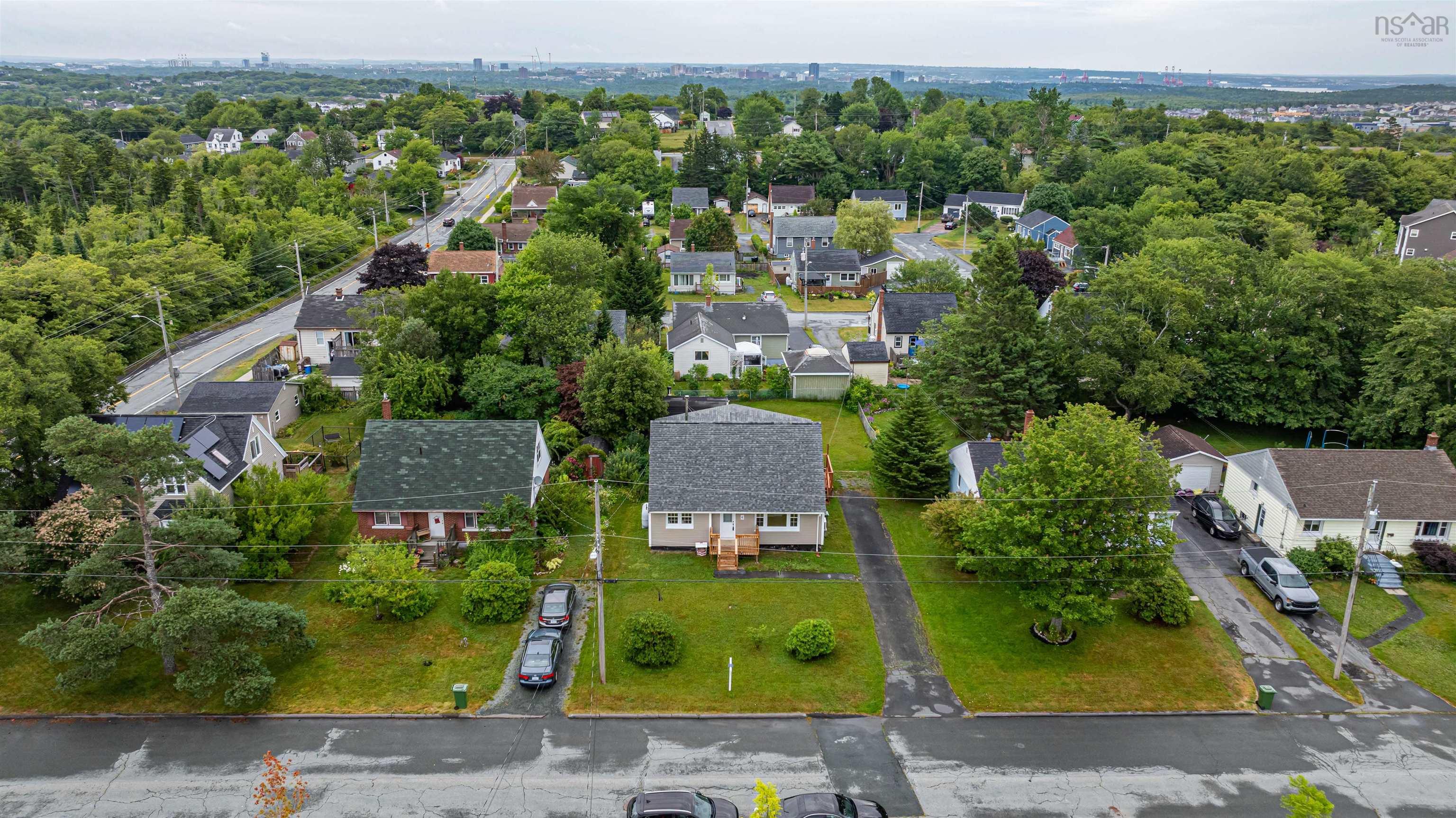 6 Birchfield Crescent, Spryfield, NS (MLS 202520000)