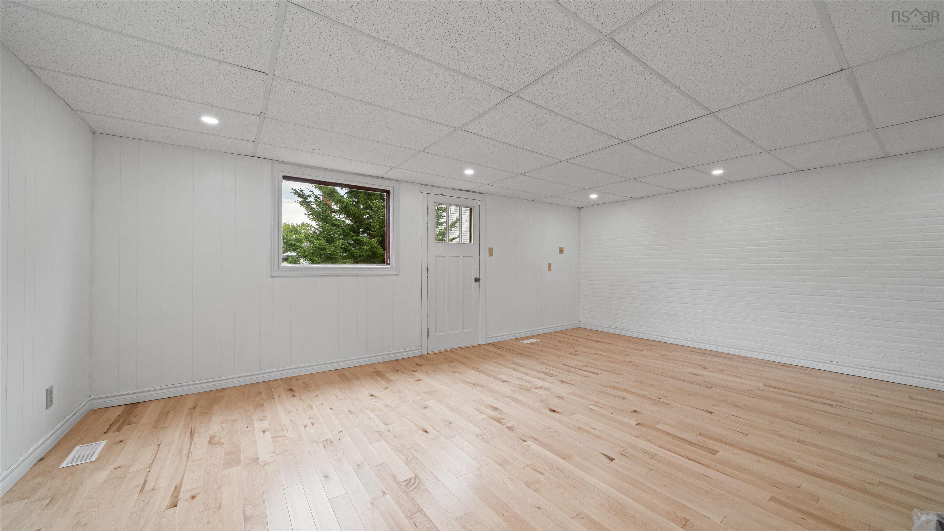 6 Birchfield Crescent, Spryfield, NS (MLS 202520000)