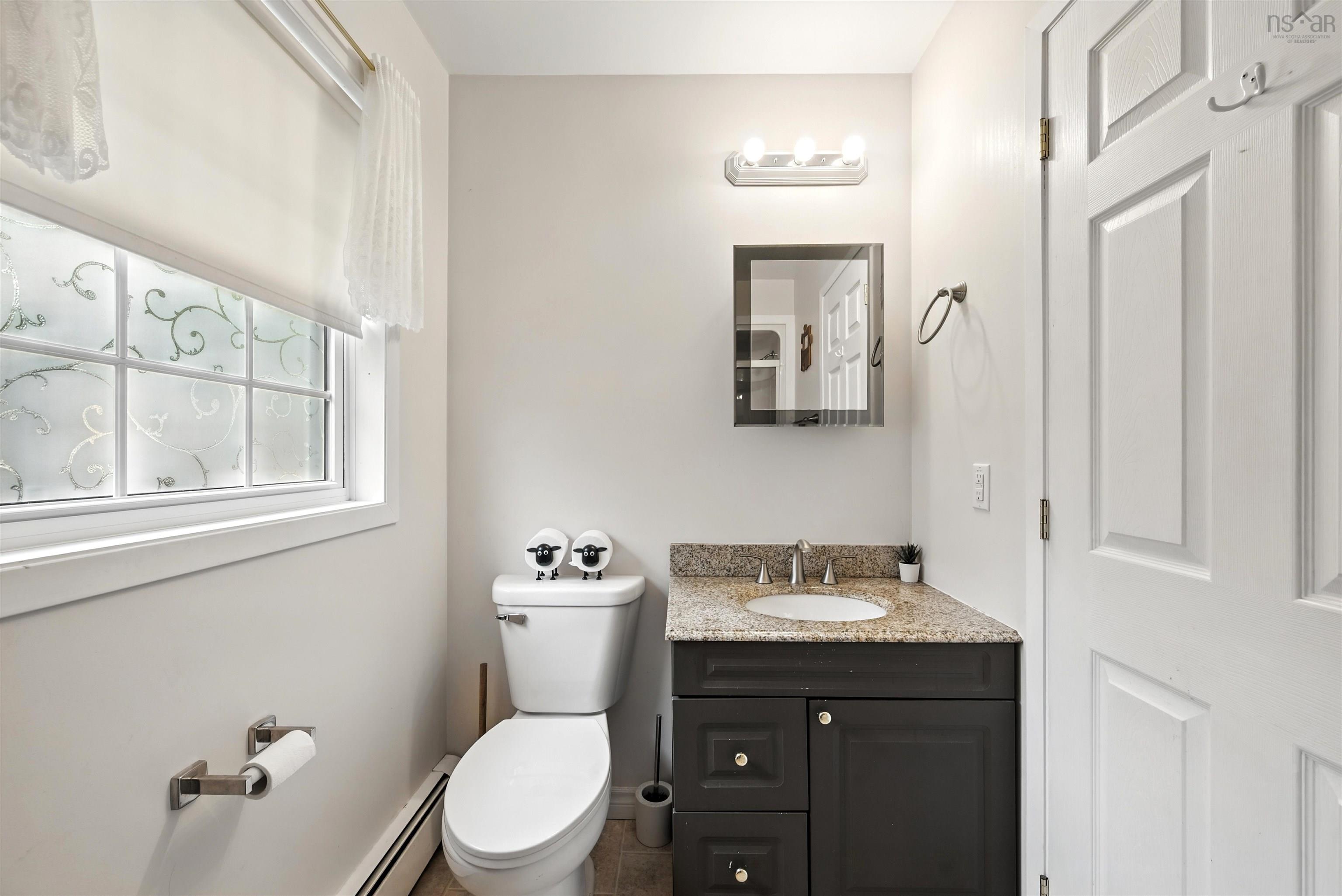 $575,000.00: 28 Frederick Lane, Mayflower