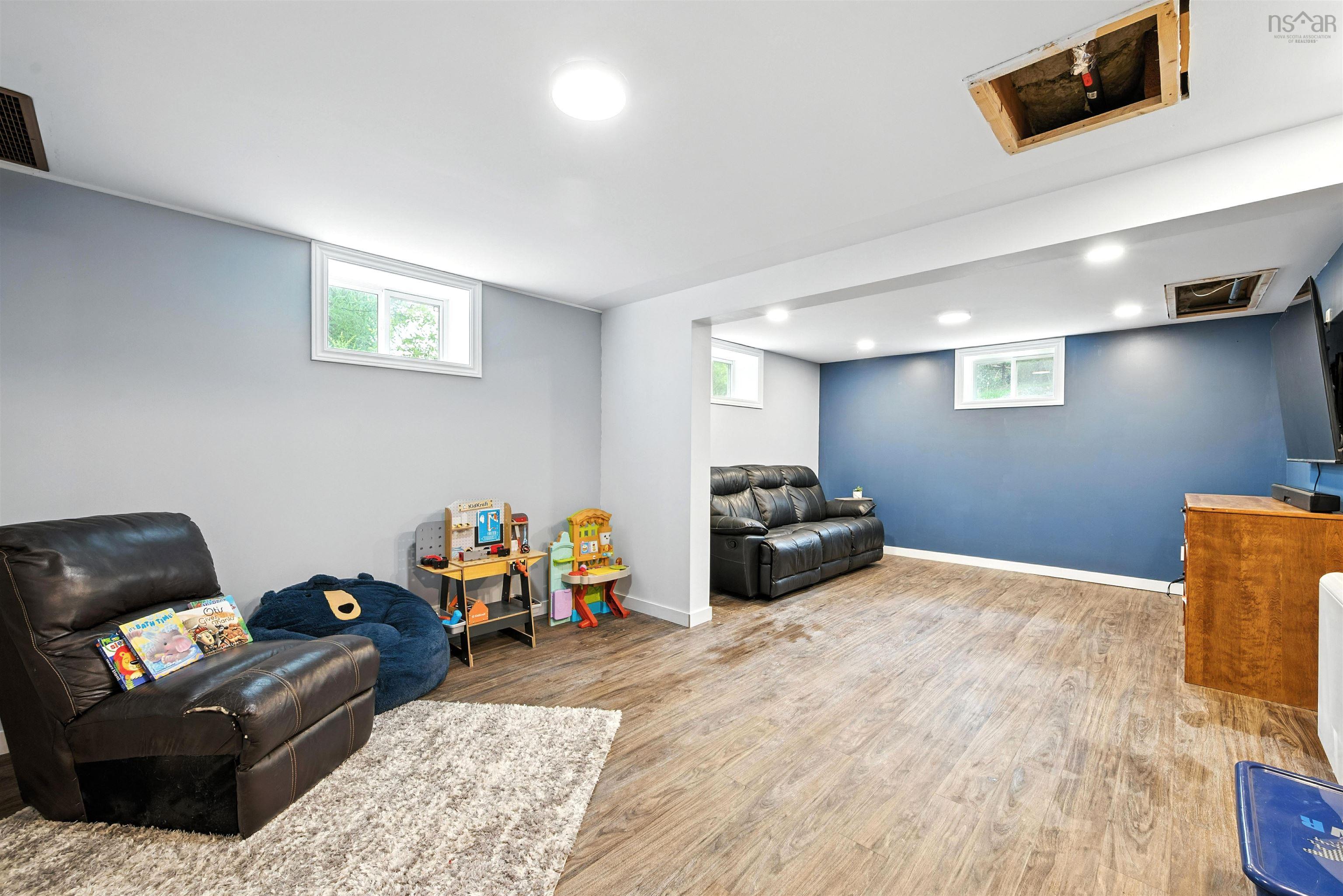 $575,000.00: 28 Frederick Lane, Mayflower