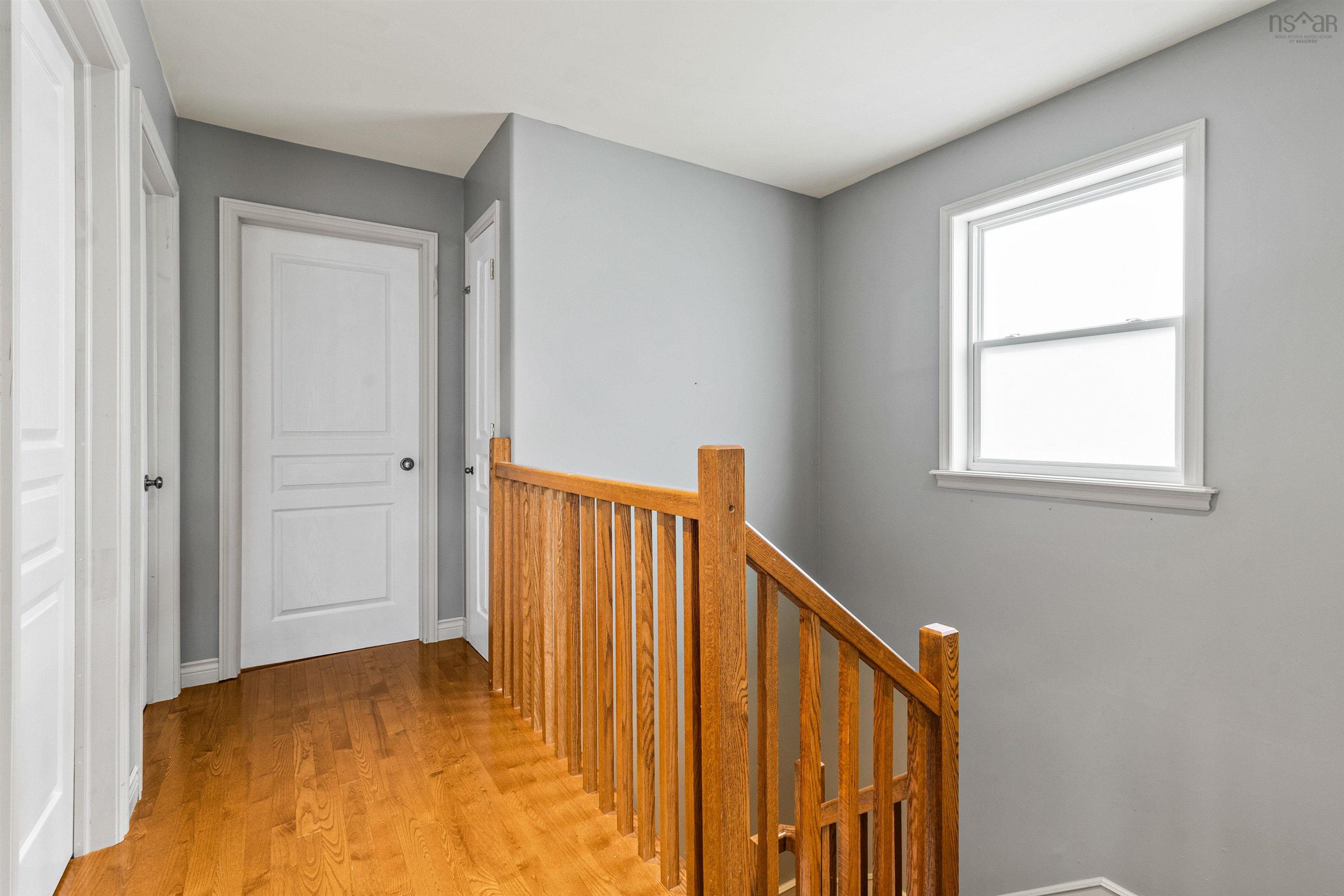 $625,000.00: 332 Oceanview Drive, Bedford
