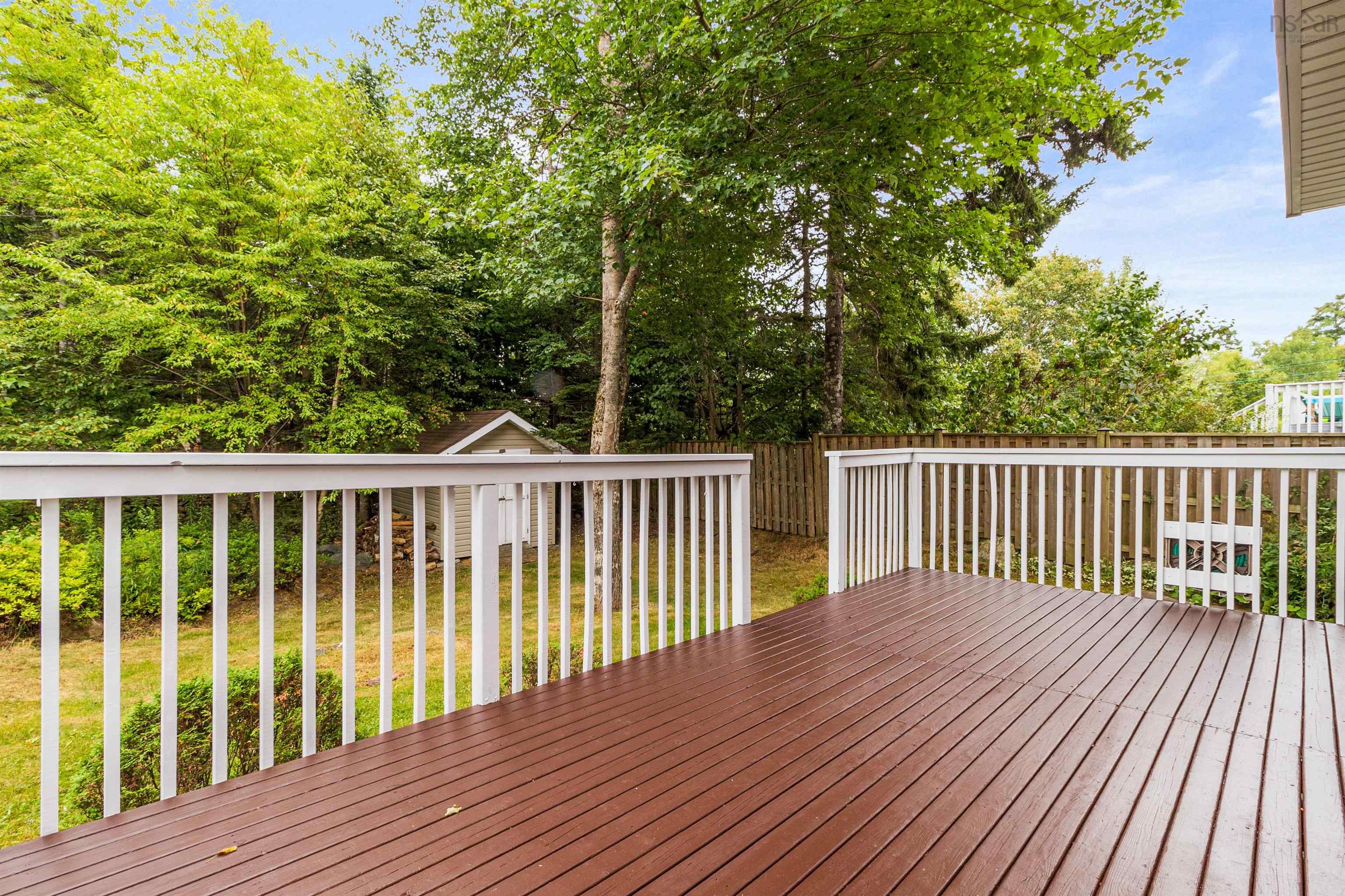 $625,000.00: 332 Oceanview Drive, Bedford