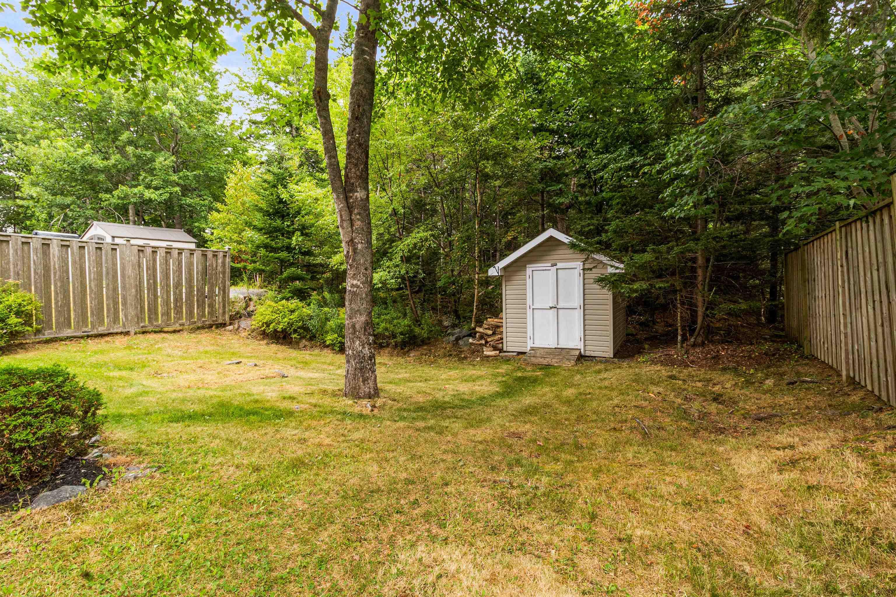 $625,000.00: 332 Oceanview Drive, Bedford