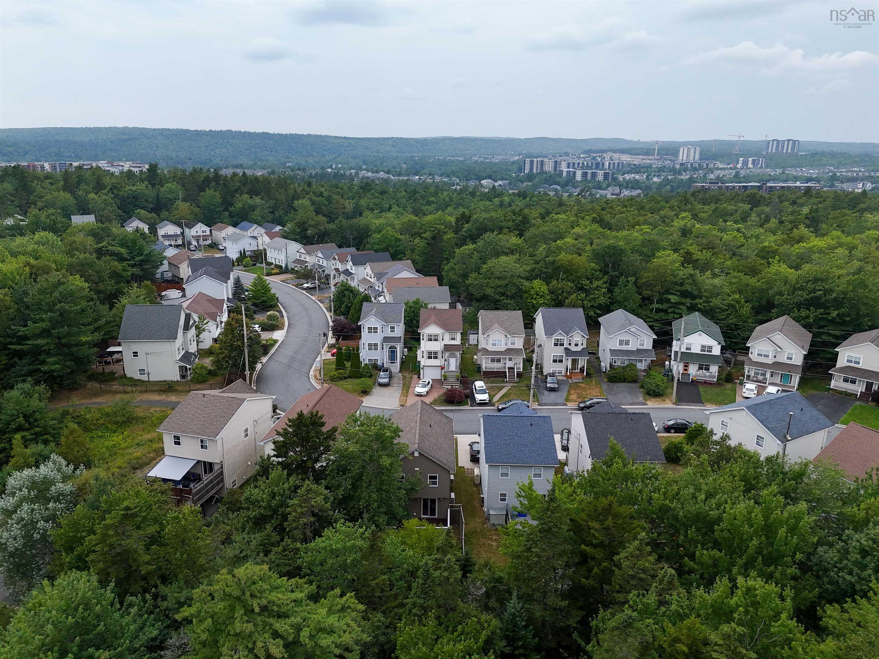 $625,000.00: 332 Oceanview Drive, Bedford