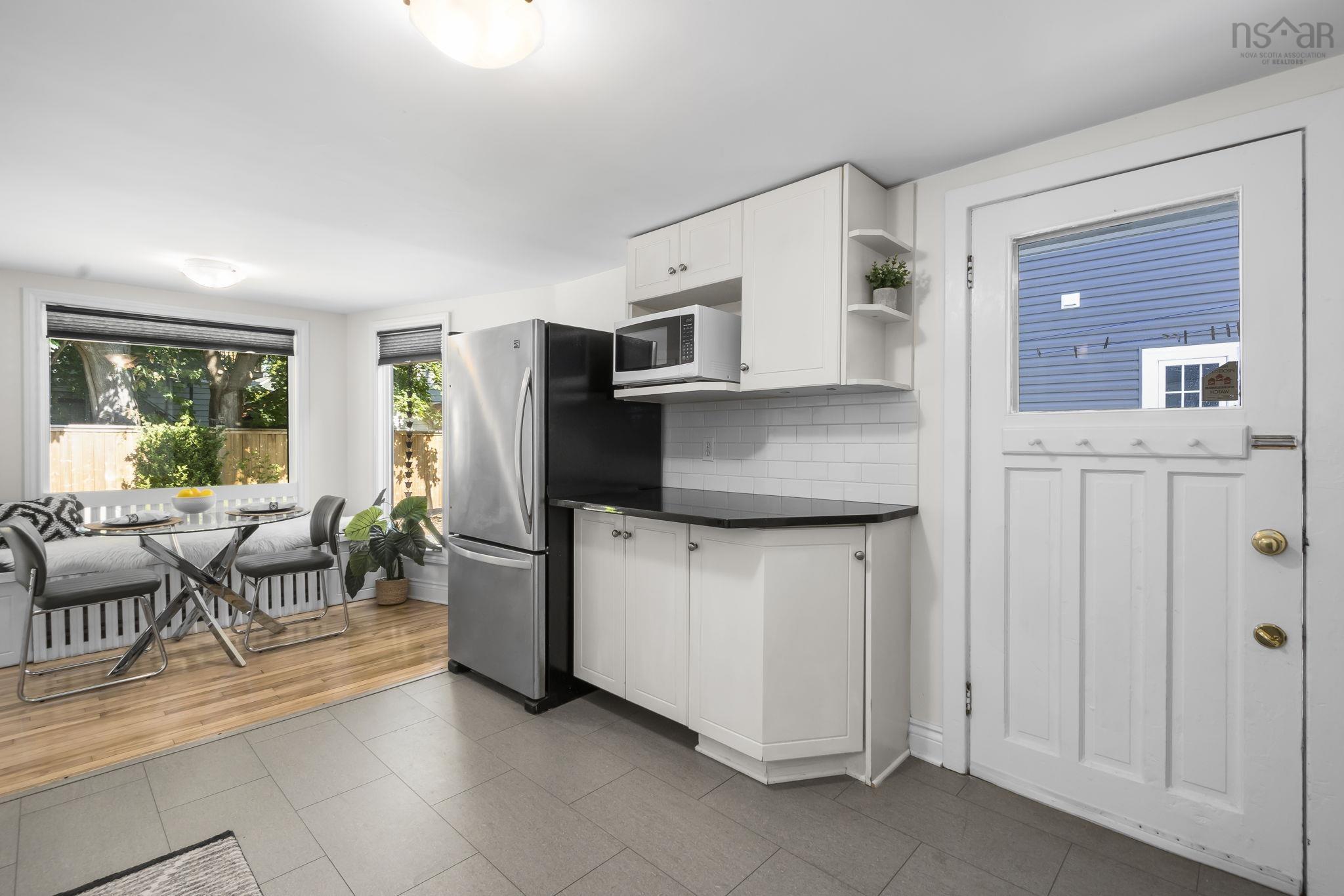 $879,900.00: 1671 Chestnut Street, Halifax Peninsula