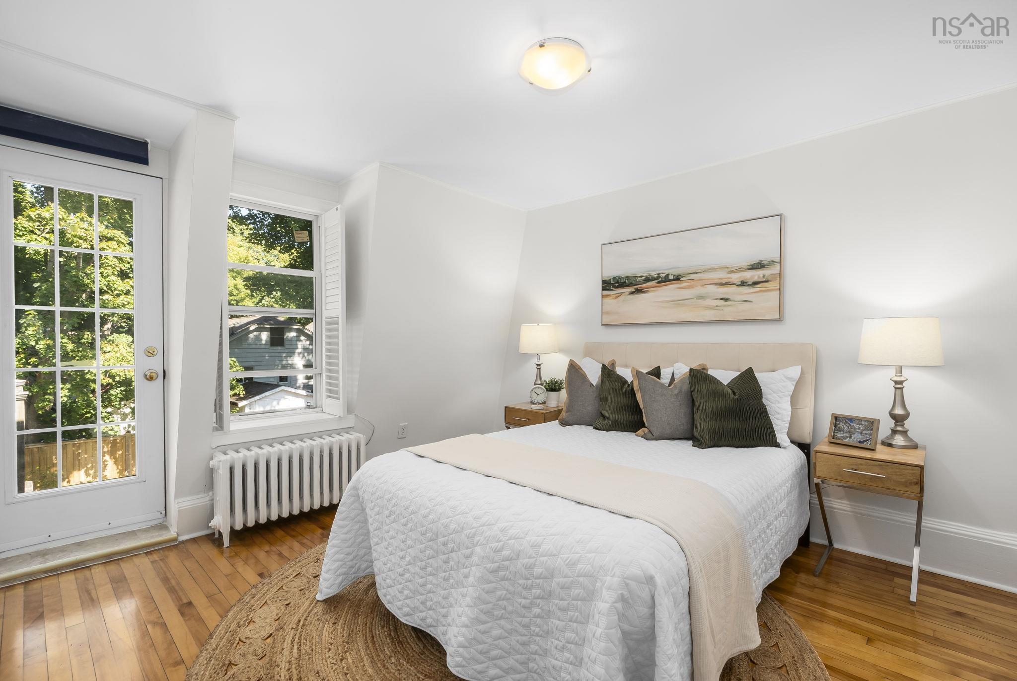 $879,900.00: 1671 Chestnut Street, Halifax Peninsula