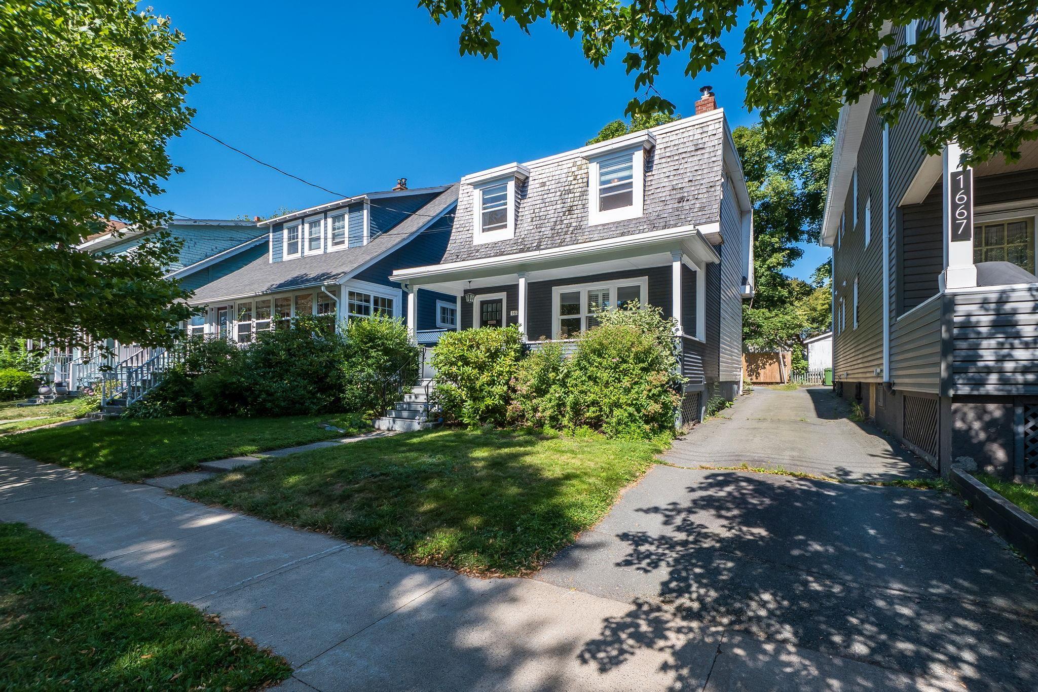 $879,900.00: 1671 Chestnut Street, Halifax Peninsula