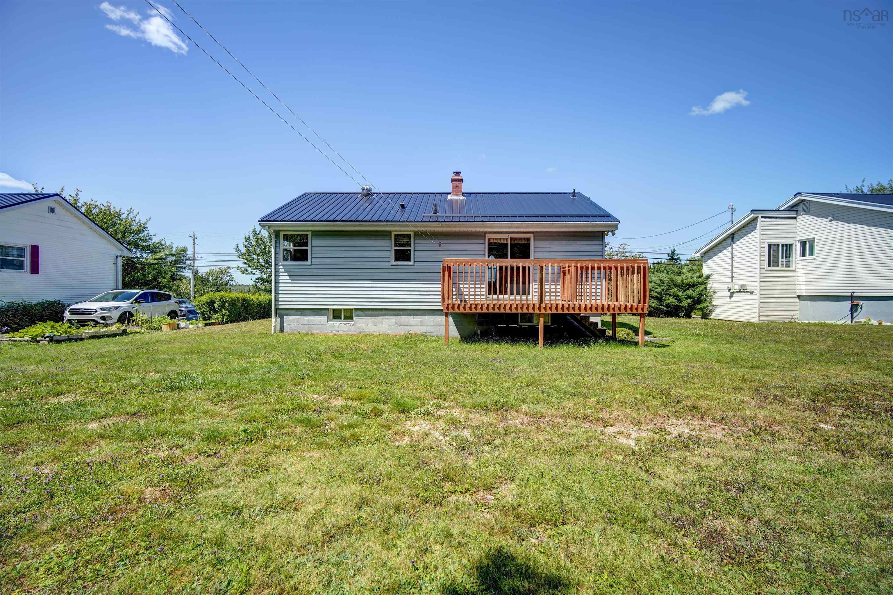$424,999.00: 2650 Prospect Road, Whites Lake