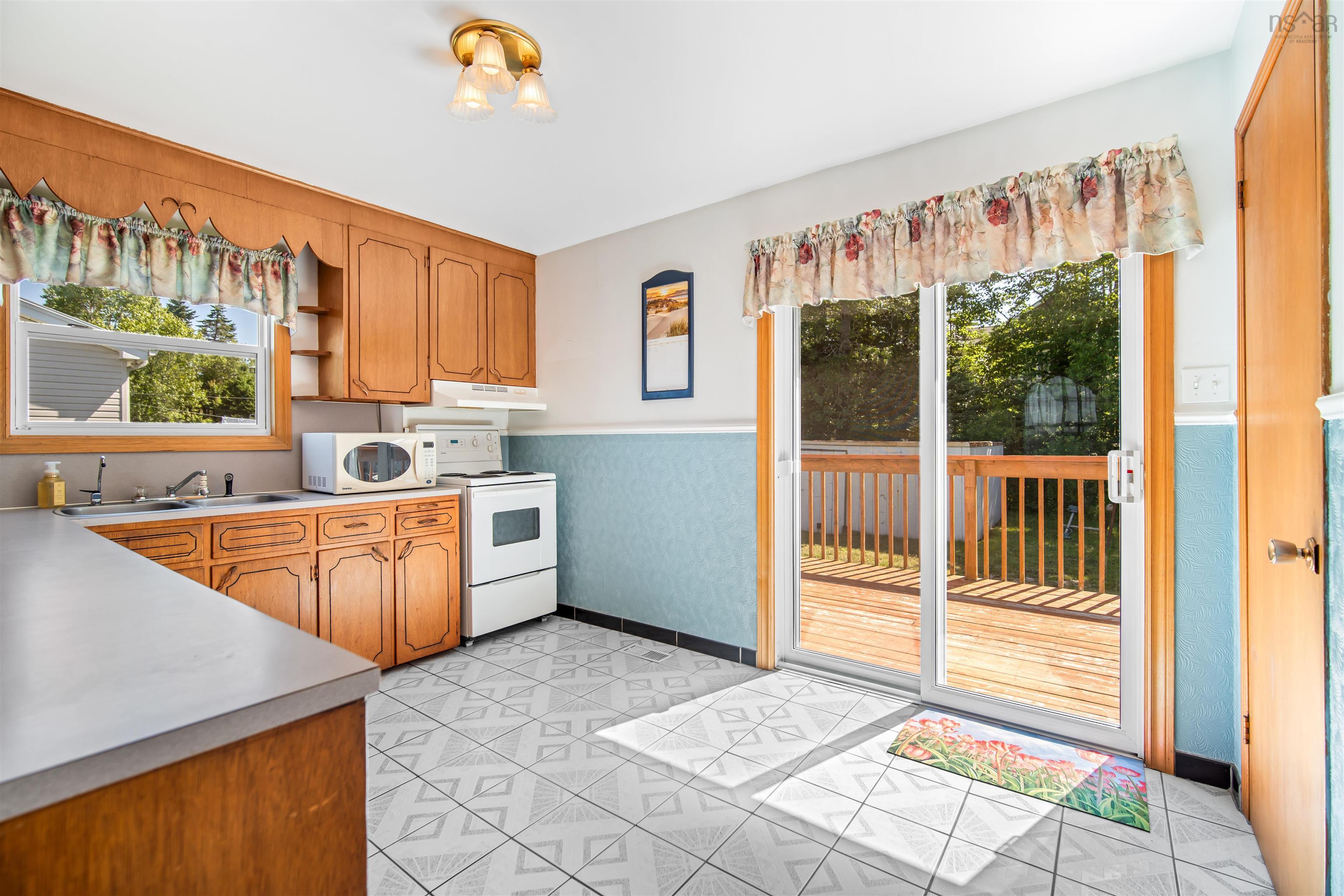 $424,999.00: 2650 Prospect Road, Whites Lake