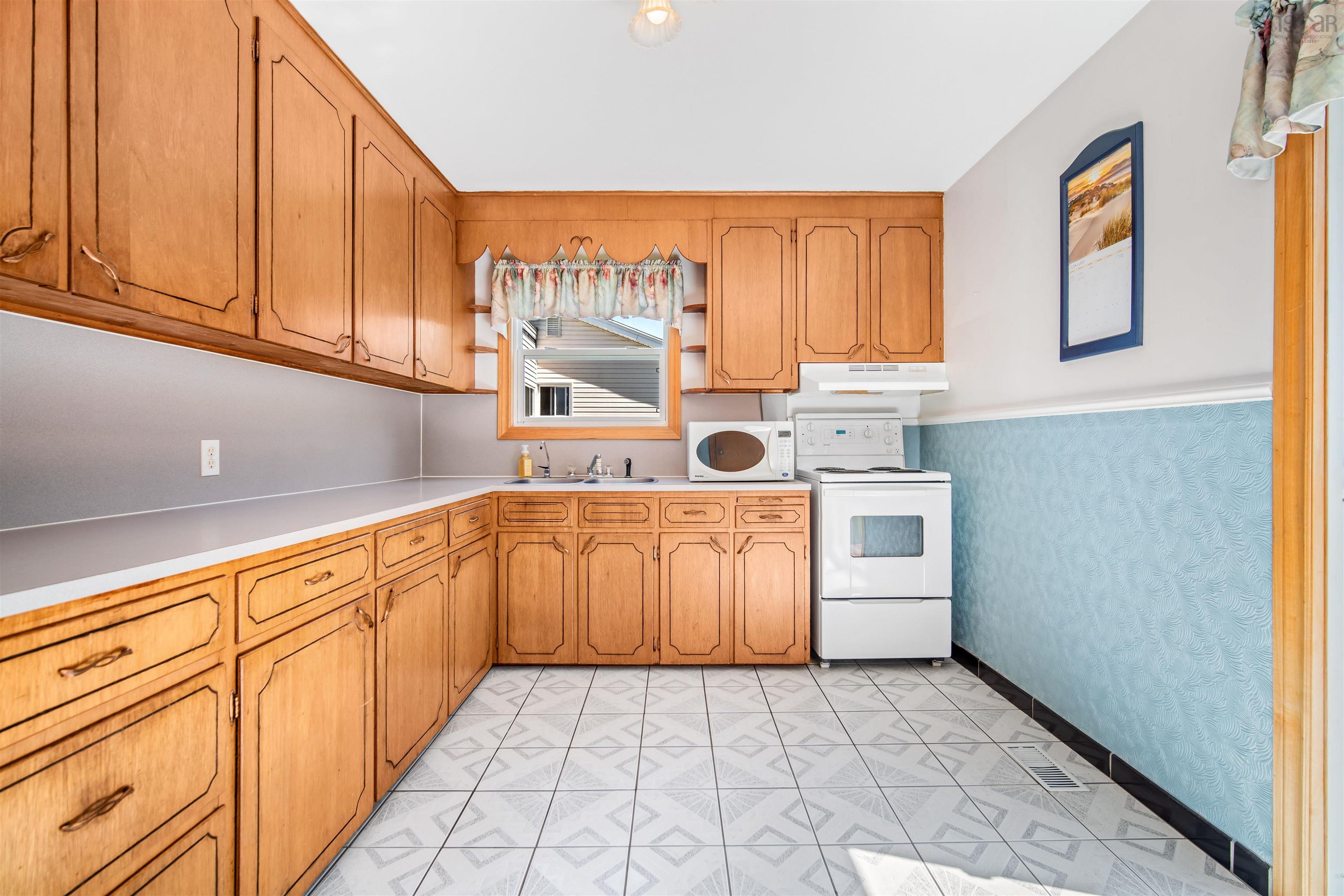 $424,999.00: 2650 Prospect Road, Whites Lake