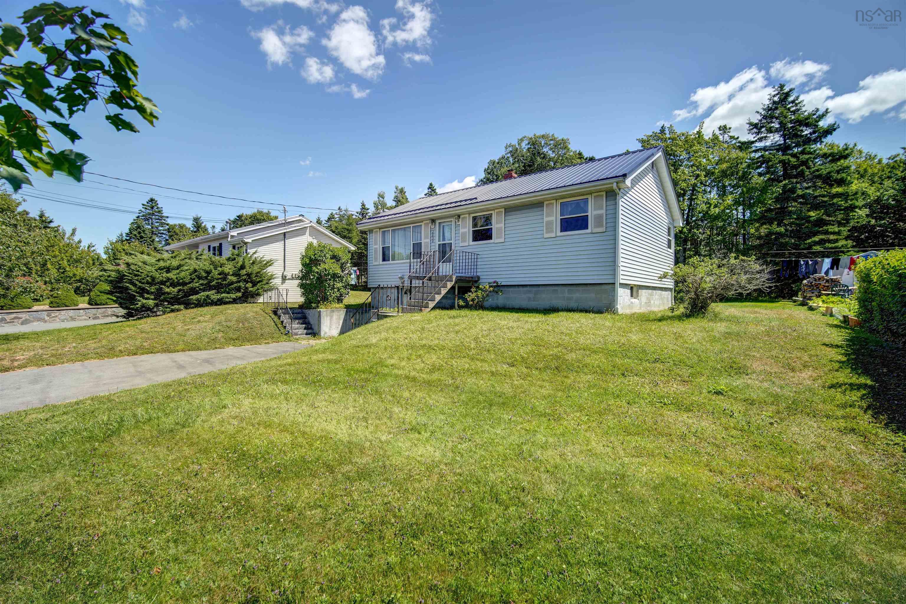 $424,999.00: 2650 Prospect Road, Whites Lake