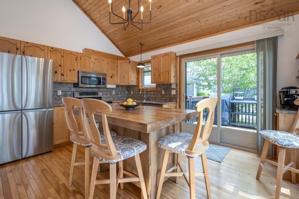 $549,900.00: 74 Canyon Point Road, Vaughan