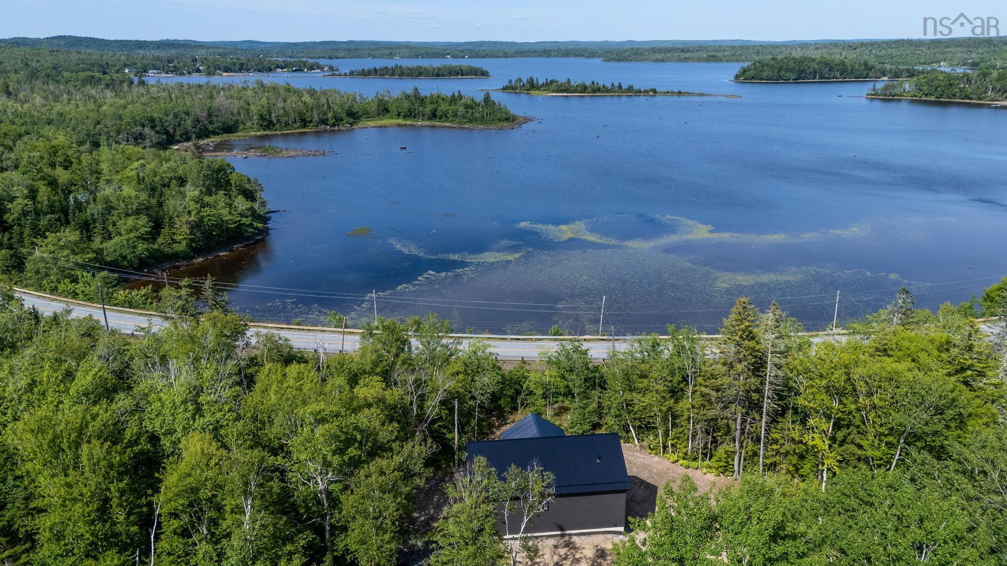 $649,999.00: 67 Birchview Drive, Lake Charlotte
