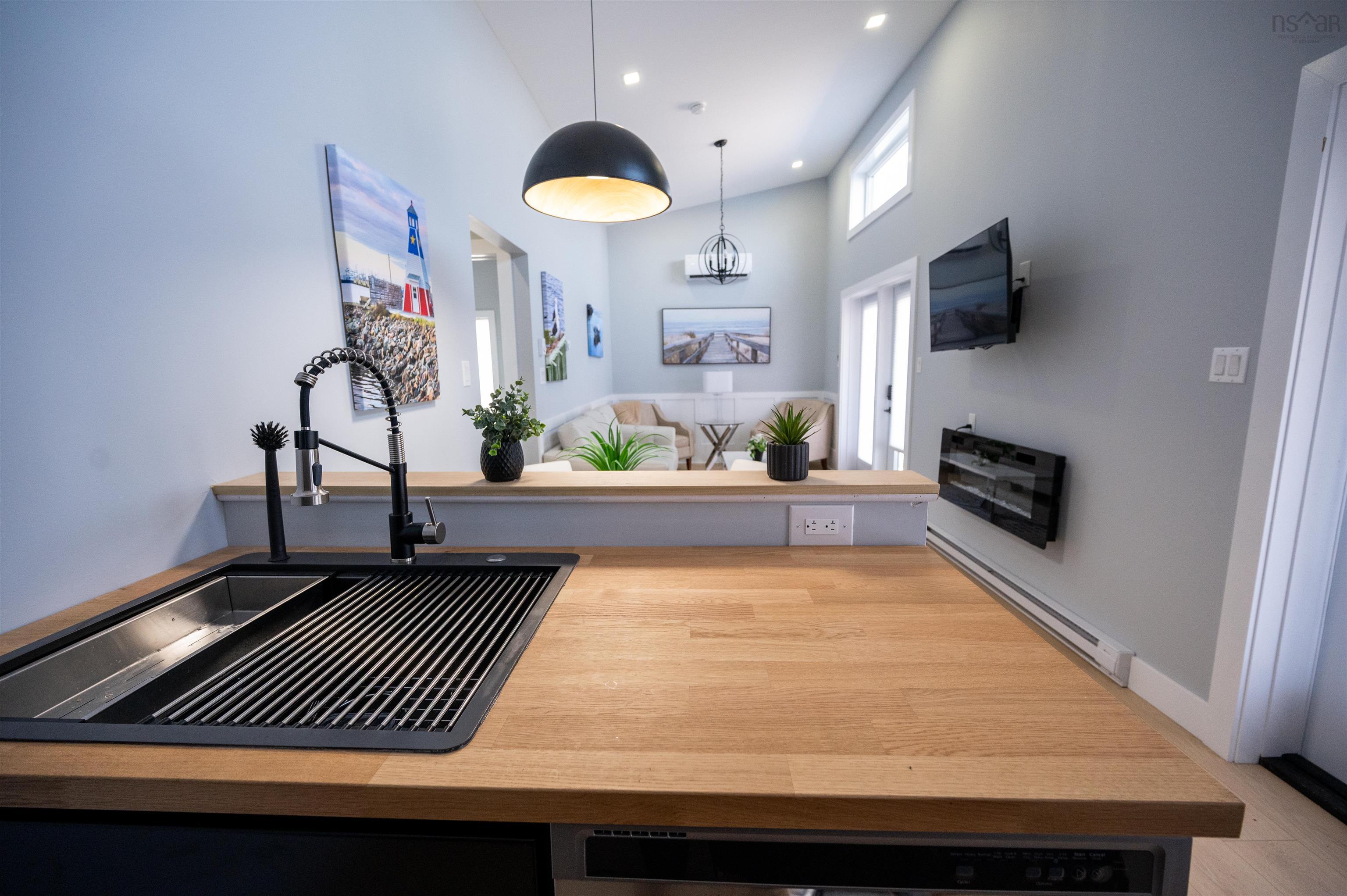 $319,000.00: 15409 C Cabot Trail, Chéticamp