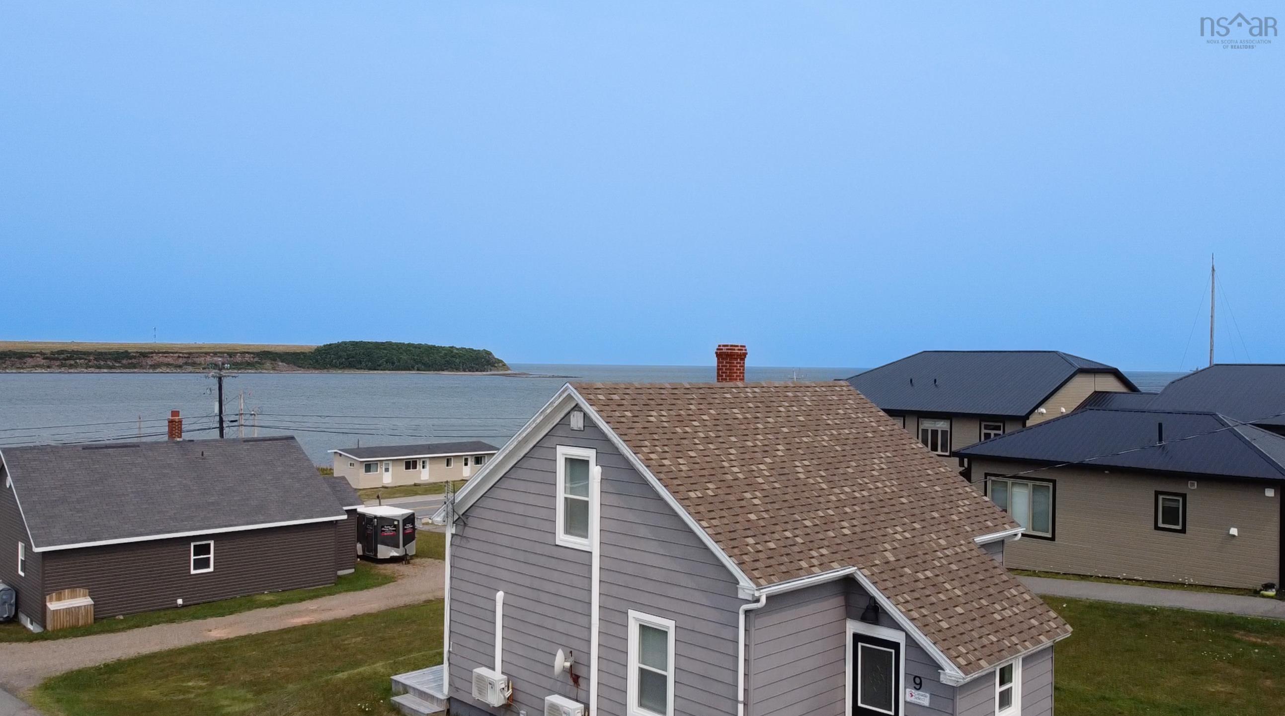 $329,000.00: 9 Chemin de Susanne Road, Chéticamp