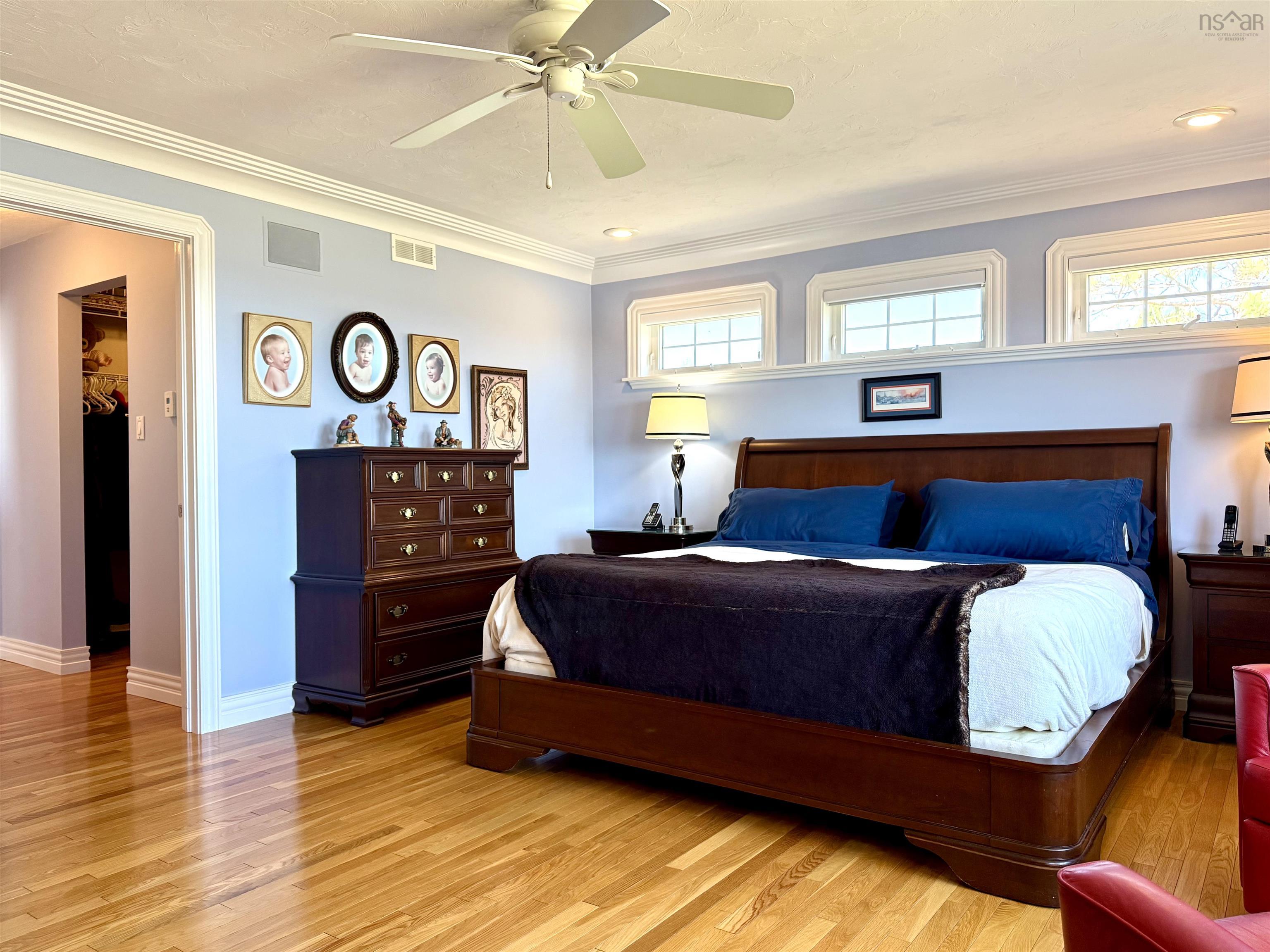 $899,900.00: 9345 366 Highway, Port Howe